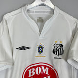 Shop 2003 SANTOS ROBINHO #7 HOME SHIRT (M) UMBRO, classic football shirts, vintage football shirts & retro soccer jerseys at Cult Kits