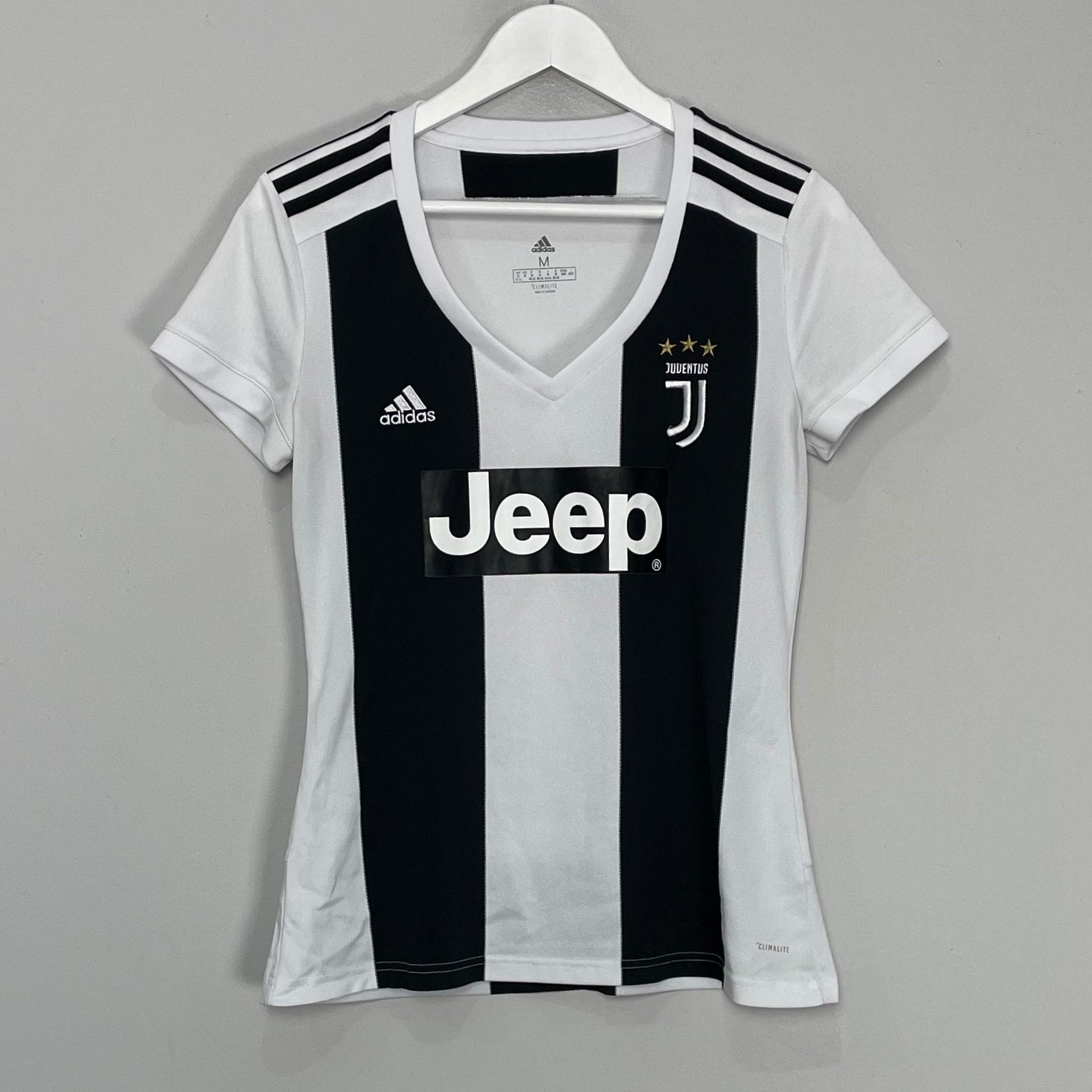 Shop 2018/19 JUVENTUS HOME SHIRT (M.WOMENS) ADIDAS, classic football shirts, vintage football shirts & retro soccer jerseys at Cult Kits