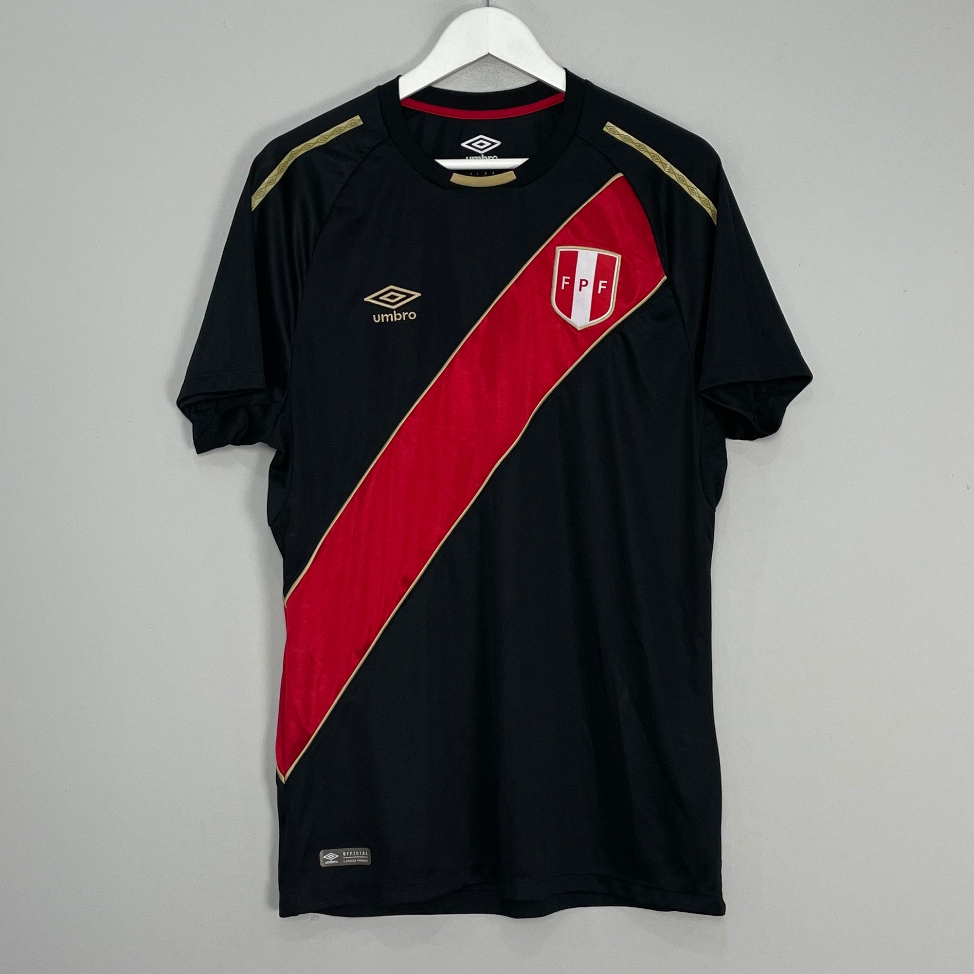 Shop 2018 PERU LIMITED EDITION FOURTH SHIRT (L) UMBRO, classic football shirts, vintage football shirts & retro soccer jerseys at Cult Kits