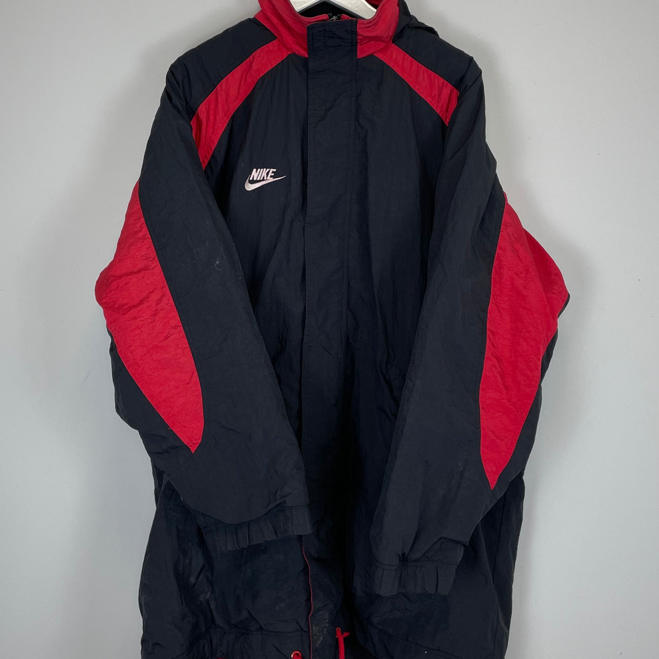 Shop 1996 PSV BENCH COAT (XL) NIKE, classic football shirts, vintage football shirts & retro soccer jerseys at Cult Kits