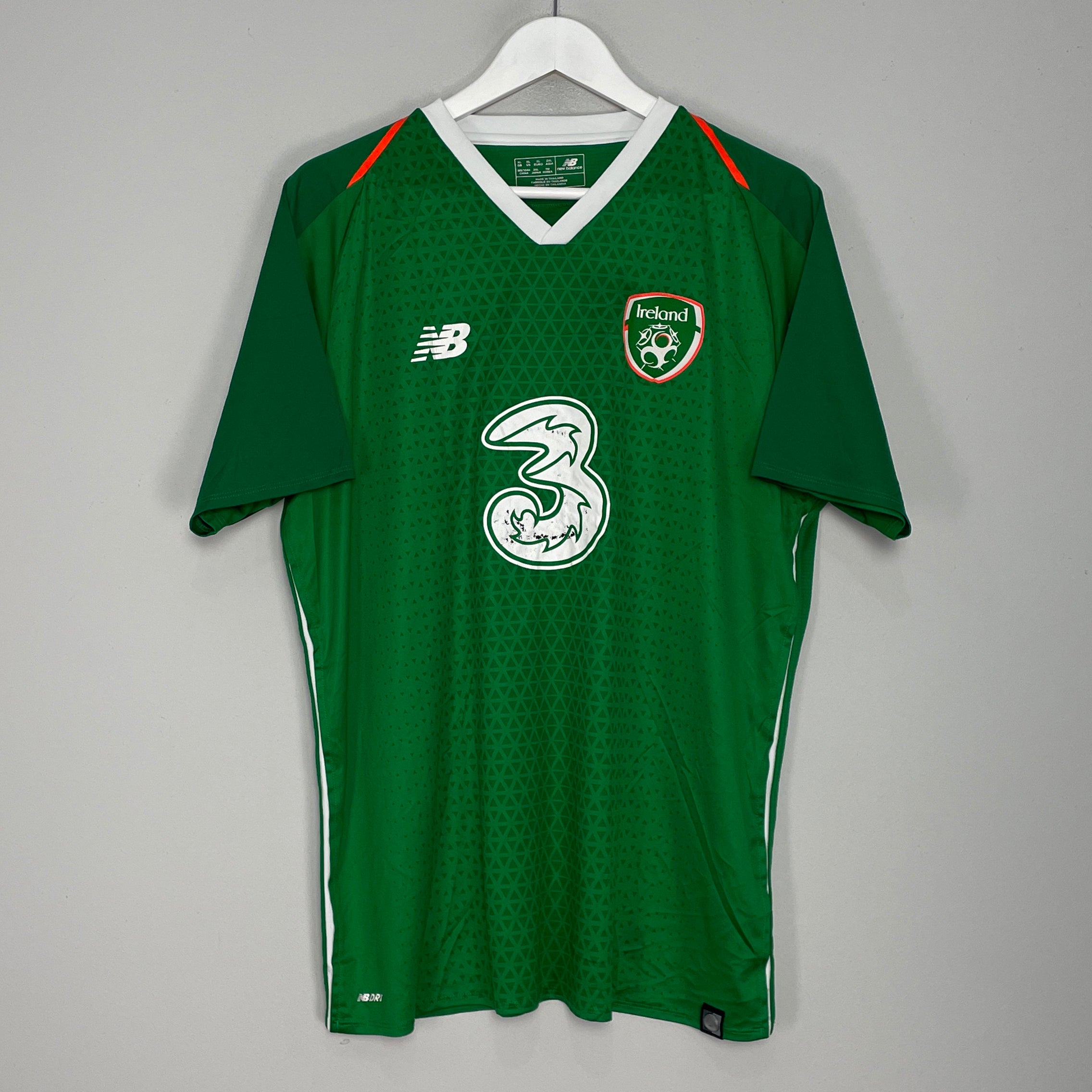 Shop 2018/19 IRELAND HOME SHIRT (XL) NEW BALANCE, classic football shirts, vintage football shirts & retro soccer jerseys at Cult Kits