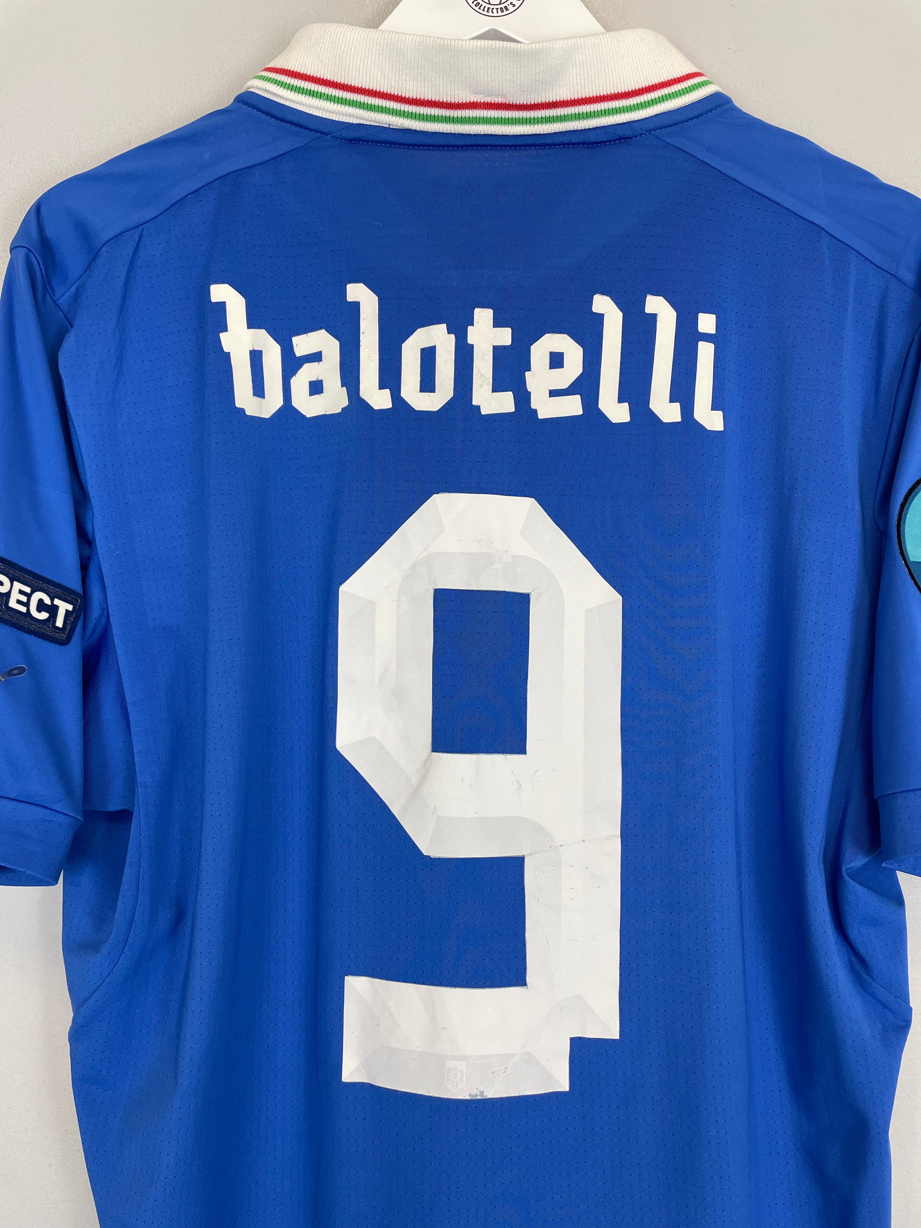 Shop 2012/13 ITALY BALOTELLI #9 HOME SHIRT (L) PUMA, classic football shirts, vintage football shirts & retro soccer jerseys at Cult Kits