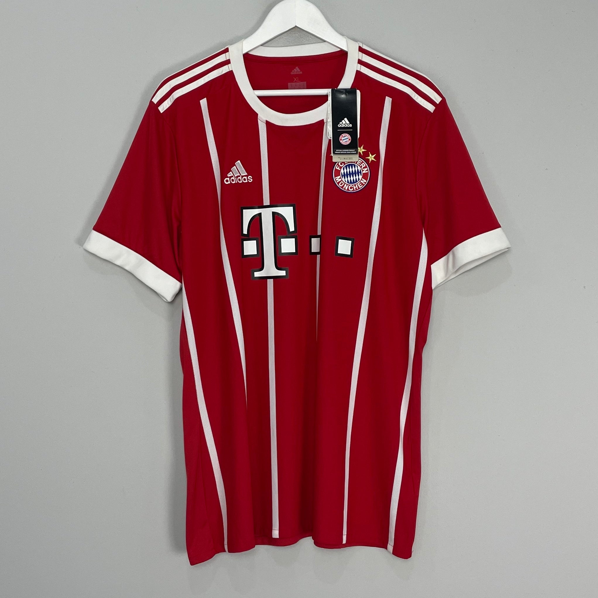 Shop 2017/18 BAYERN MUNICH *BNWT* HOME SHIRT (XL) ADIDAS, classic football shirts, vintage football shirts & retro soccer jerseys at Cult Kits