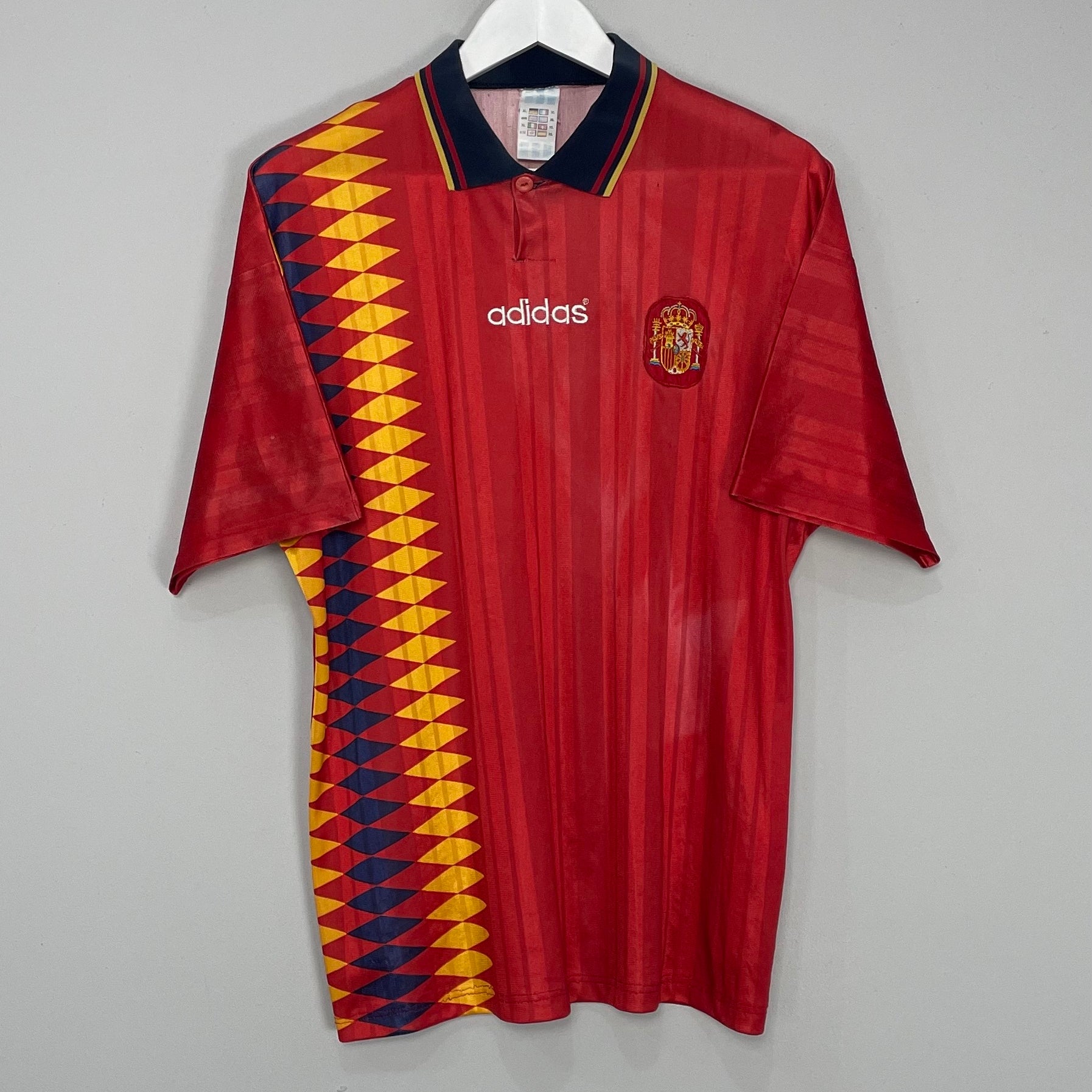 Shop 1994/96 SPAIN HOME SHIRT (XL) ADIDAS, classic football shirts, vintage football shirts & retro soccer jerseys at Cult Kits