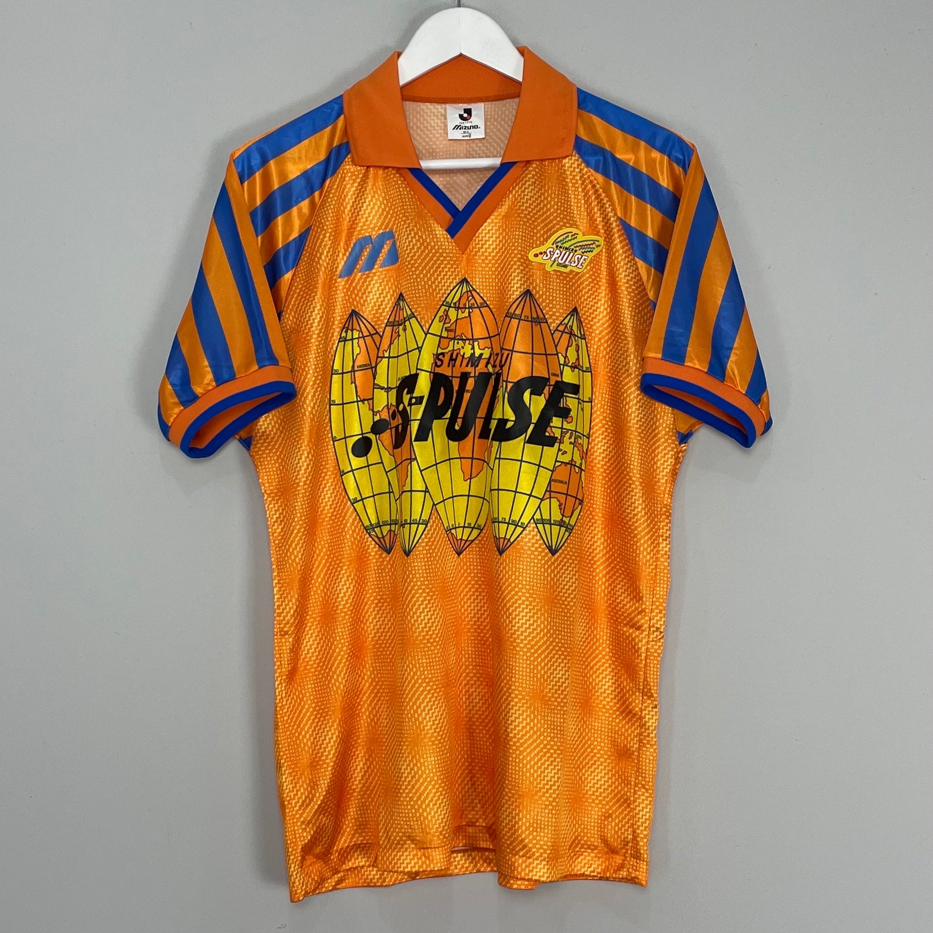 Shop 1993/94 SHIMIZU S-PULSE HOME SHIRT (L) MIZUNO, classic football shirts, vintage football shirts & retro soccer jerseys at Cult Kits
