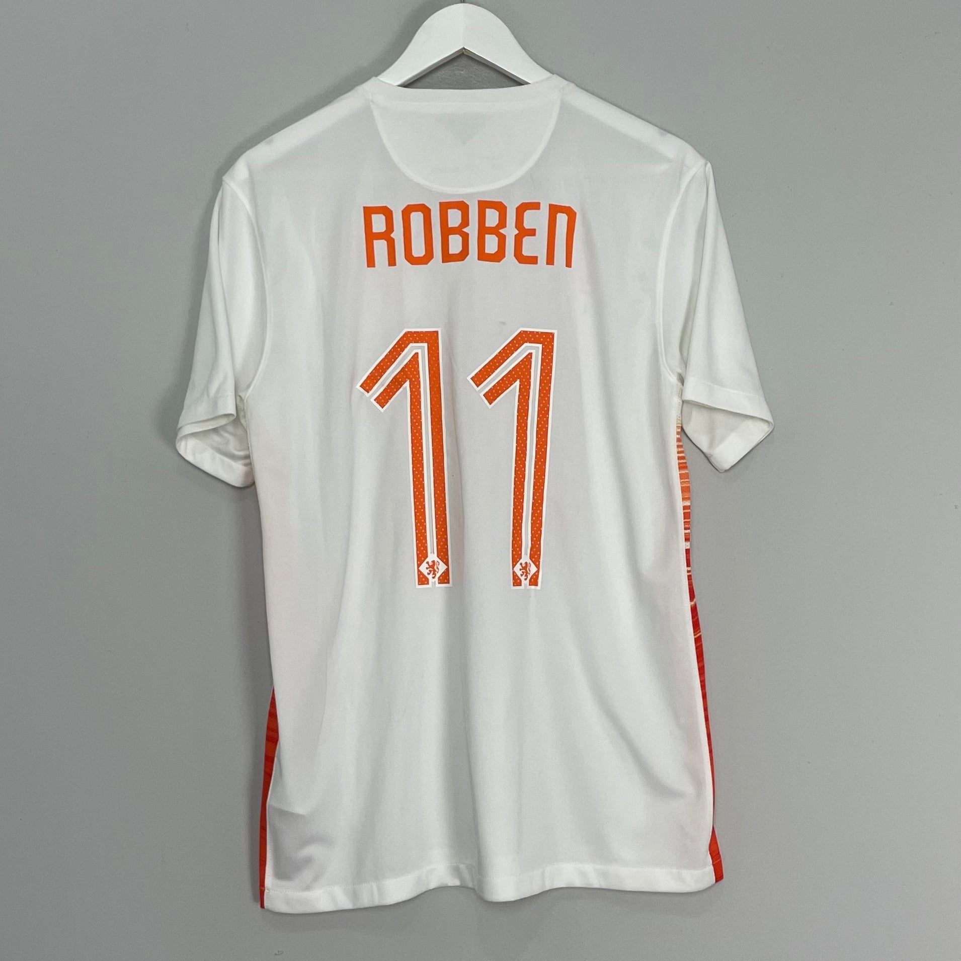 Shop 2015/16 NETHERLANDS ROBBEN #11 AWAY SHIRT (M) NIKE, classic football shirts, vintage football shirts & retro soccer jerseys at Cult Kits