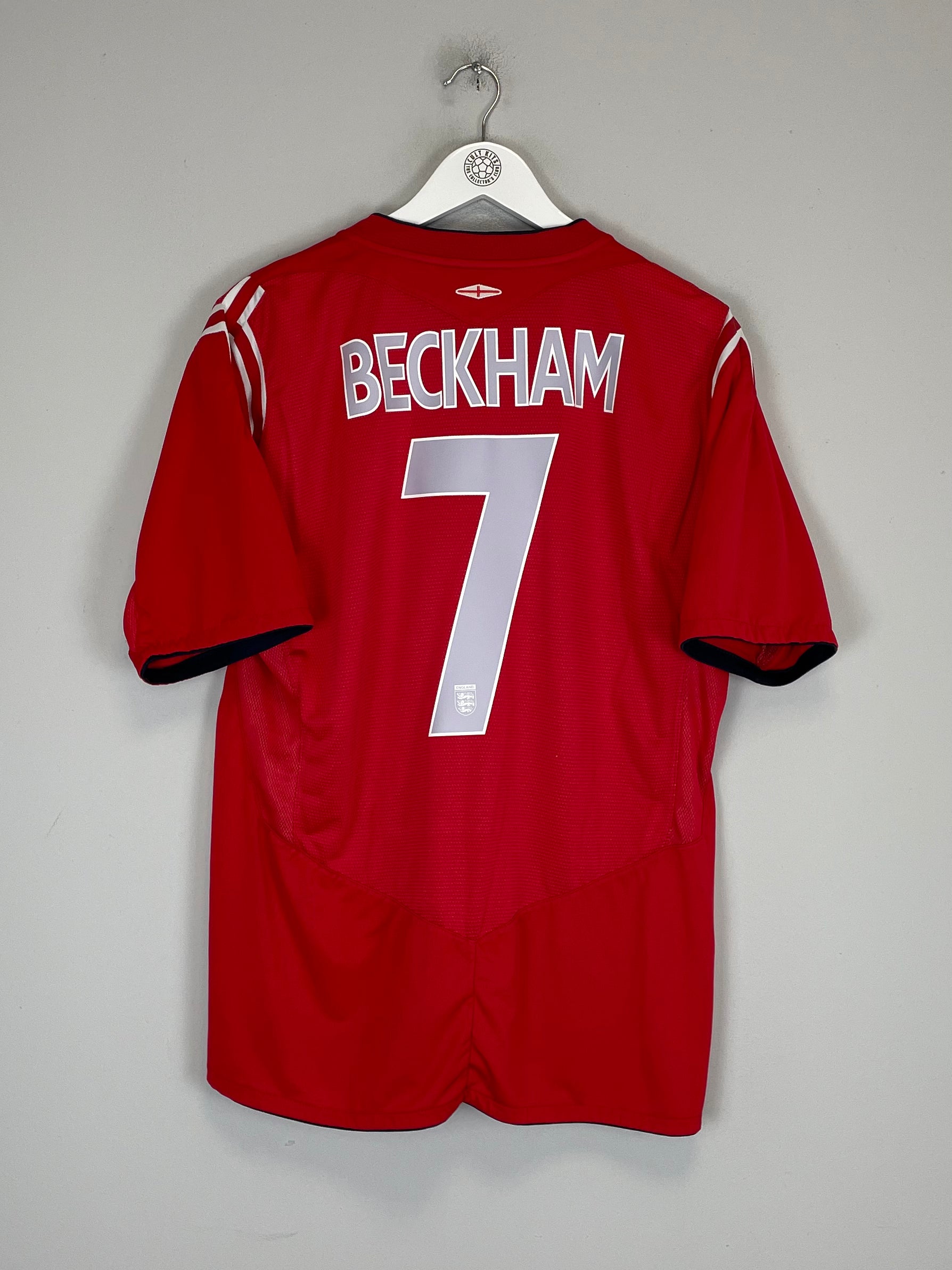 Shop 2004/06 ENGLAND BECKHAM #7 AWAY SHIRT (L) UMBRO, classic football shirts, vintage football shirts & retro soccer jerseys at Cult Kits