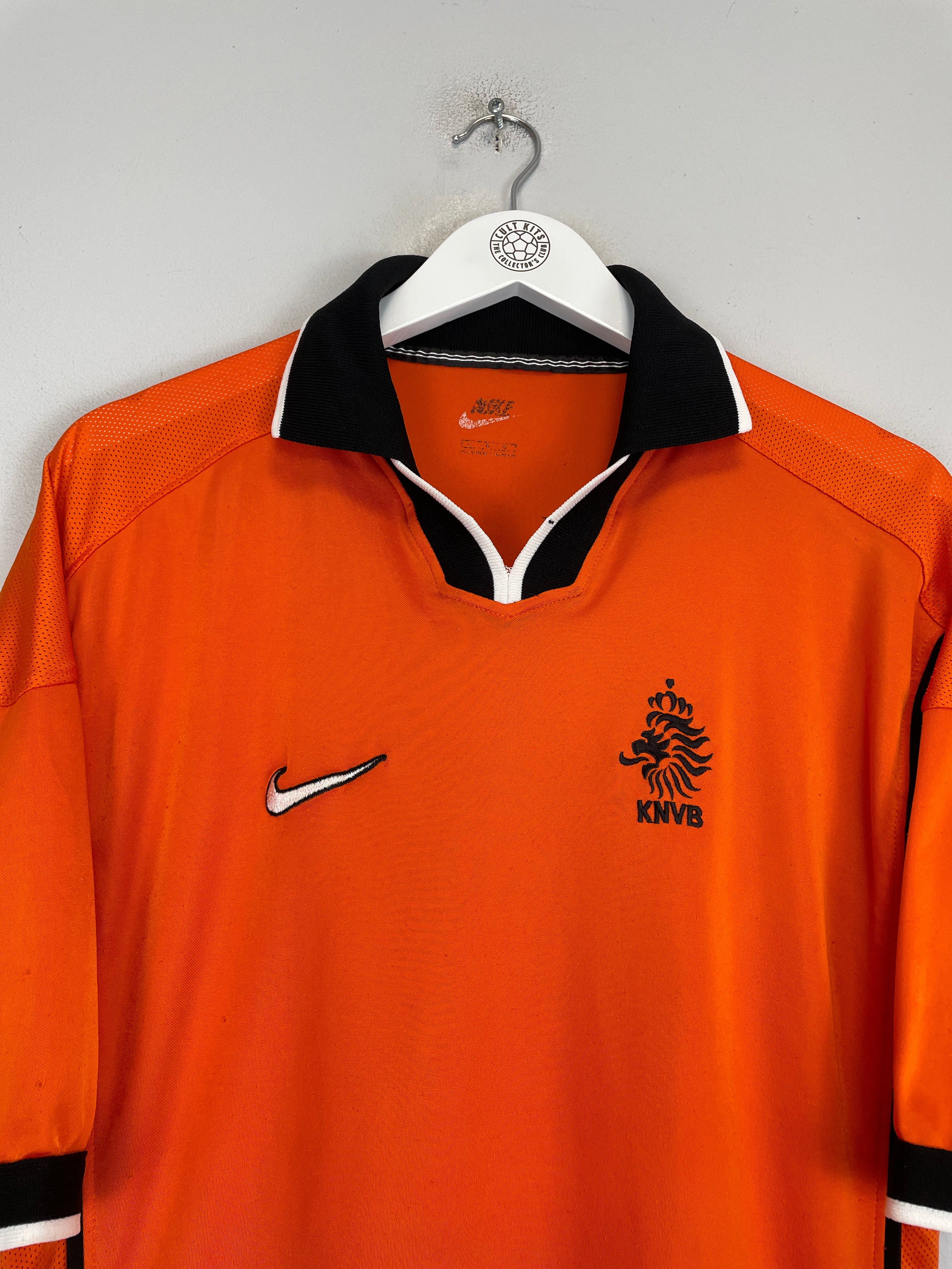 Shop 1998/00 NETHERLANDS HOME SHIRT (L) NIKE, classic football shirts, vintage football shirts & retro soccer jerseys at Cult Kits