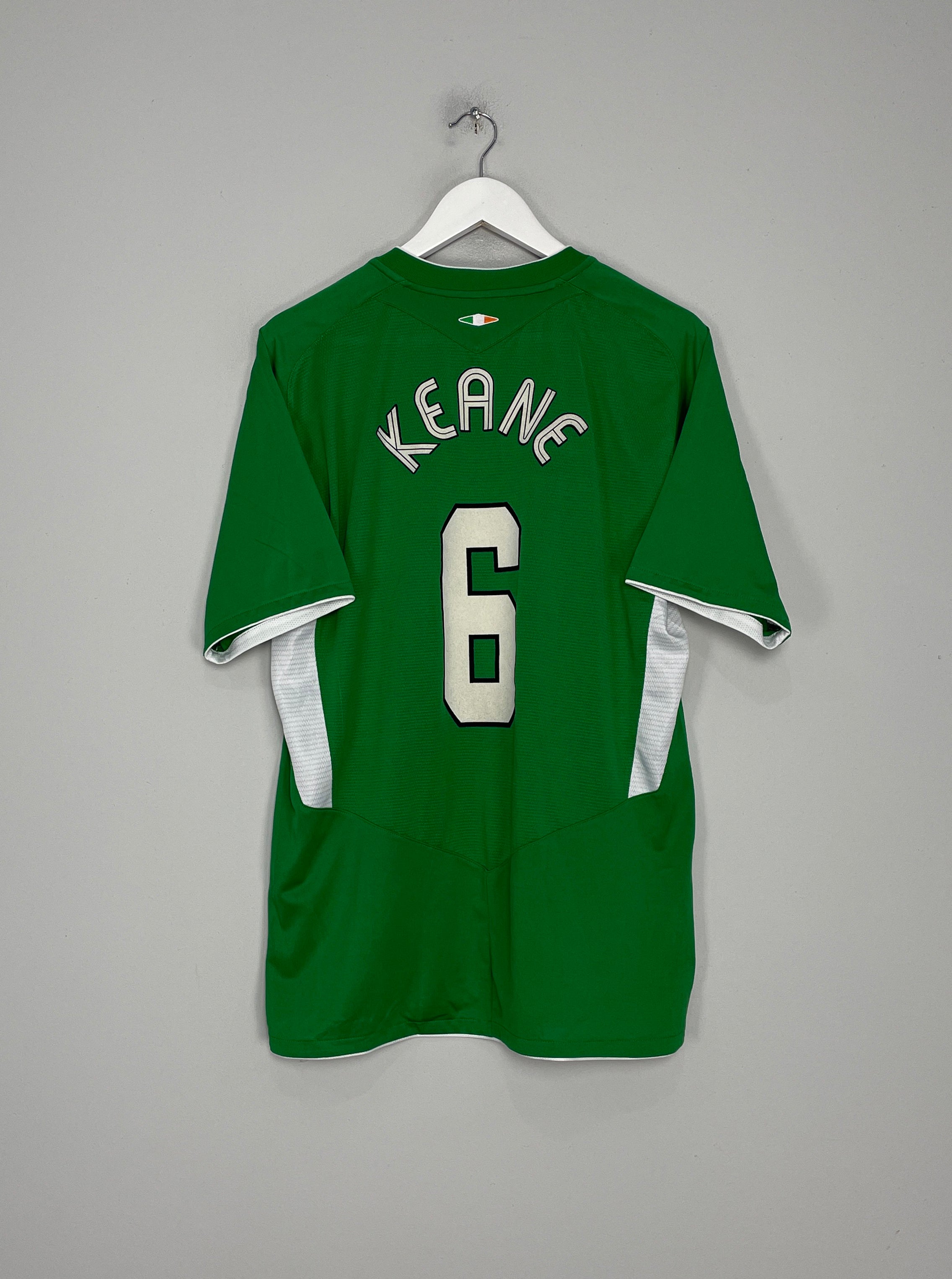 Shop 2004/06 IRELAND KEANE #6 HOME SHIRT (L) UMBRO, classic football shirts, vintage football shirts & retro soccer jerseys at Cult Kits