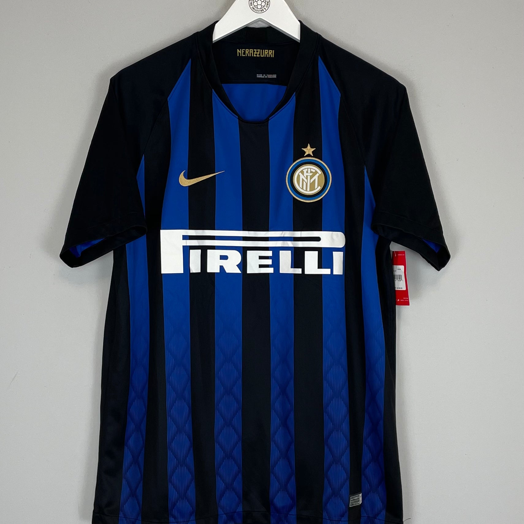 Shop 2018/19 INTER MILAN *BNWT* HOME SHIRT (L) NIKE, classic football shirts, vintage football shirts & retro soccer jerseys at Cult Kits