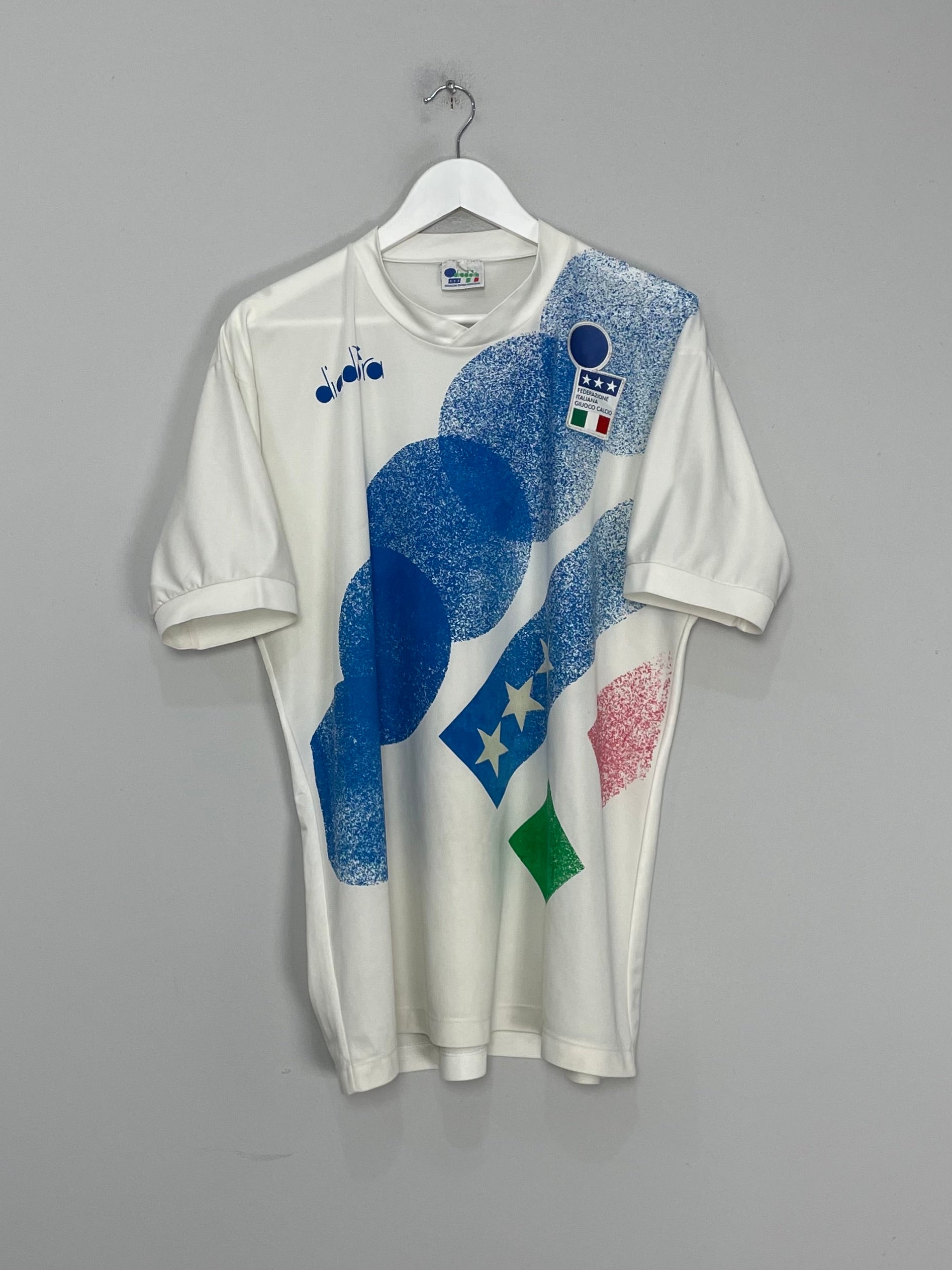 Shop 1992/94 ITALY TRAINING SHIRT (L) DIADORA, classic football shirts, vintage football shirts & retro soccer jerseys at Cult Kits
