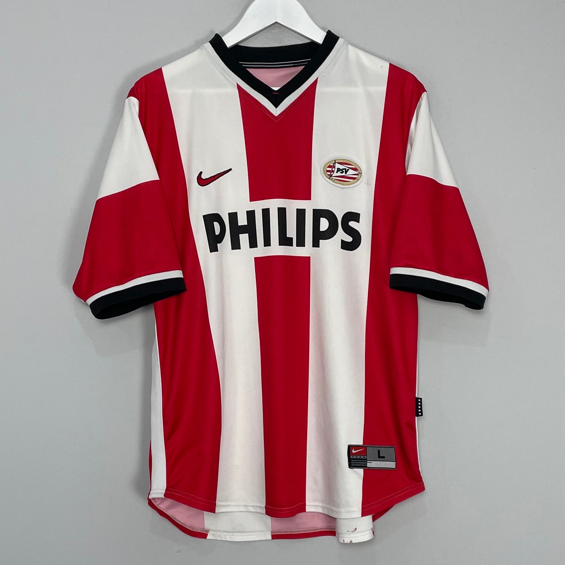 Shop 1998/00 PSV HOME SHIRT (L) NIKE, classic football shirts, vintage football shirts & retro soccer jerseys at Cult Kits