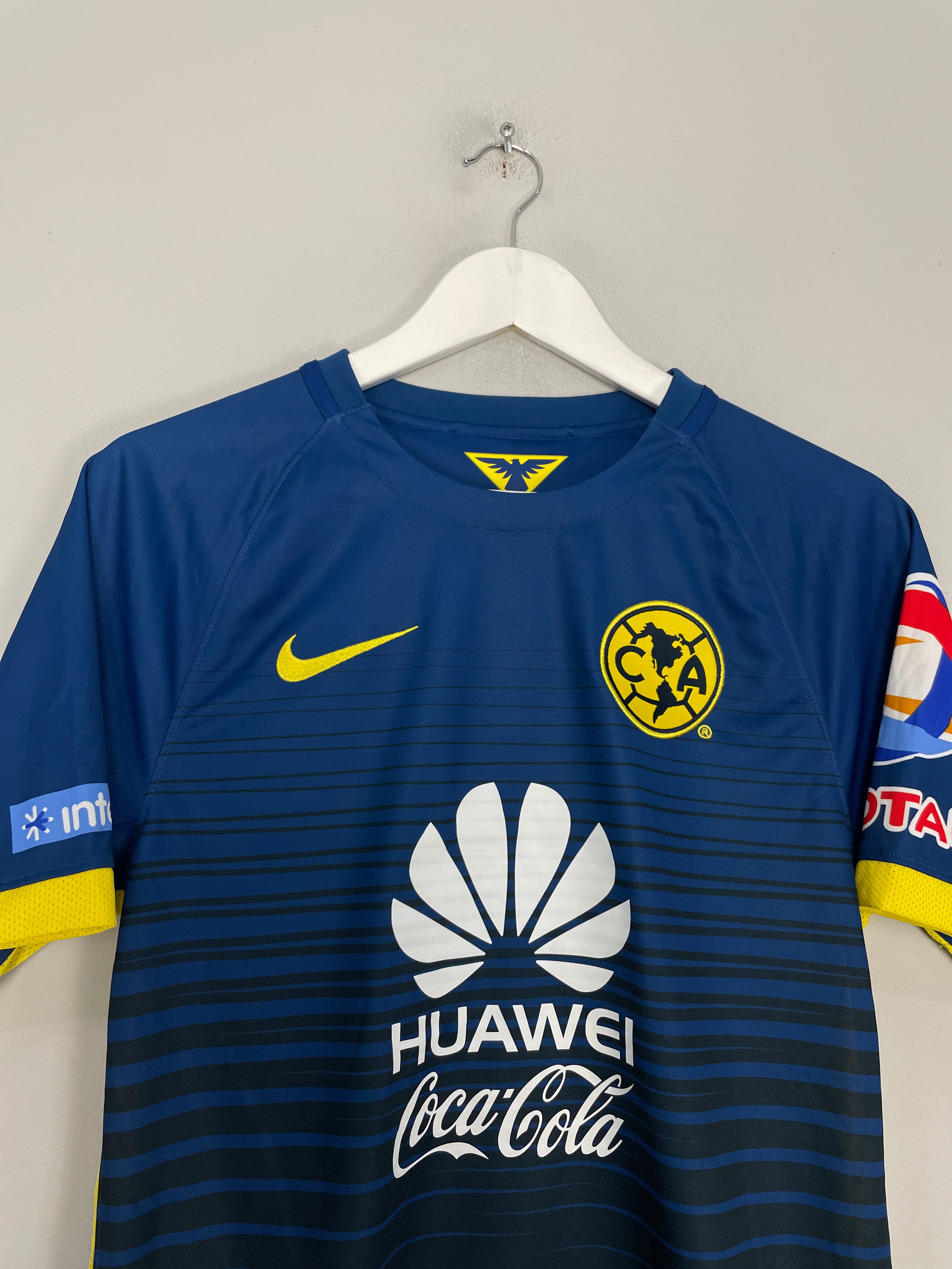 Shop 2015/16 CLUB AMERICA AWAY SHIRT (S) NIKE, classic football shirts, vintage football shirts & retro soccer jerseys at Cult Kits