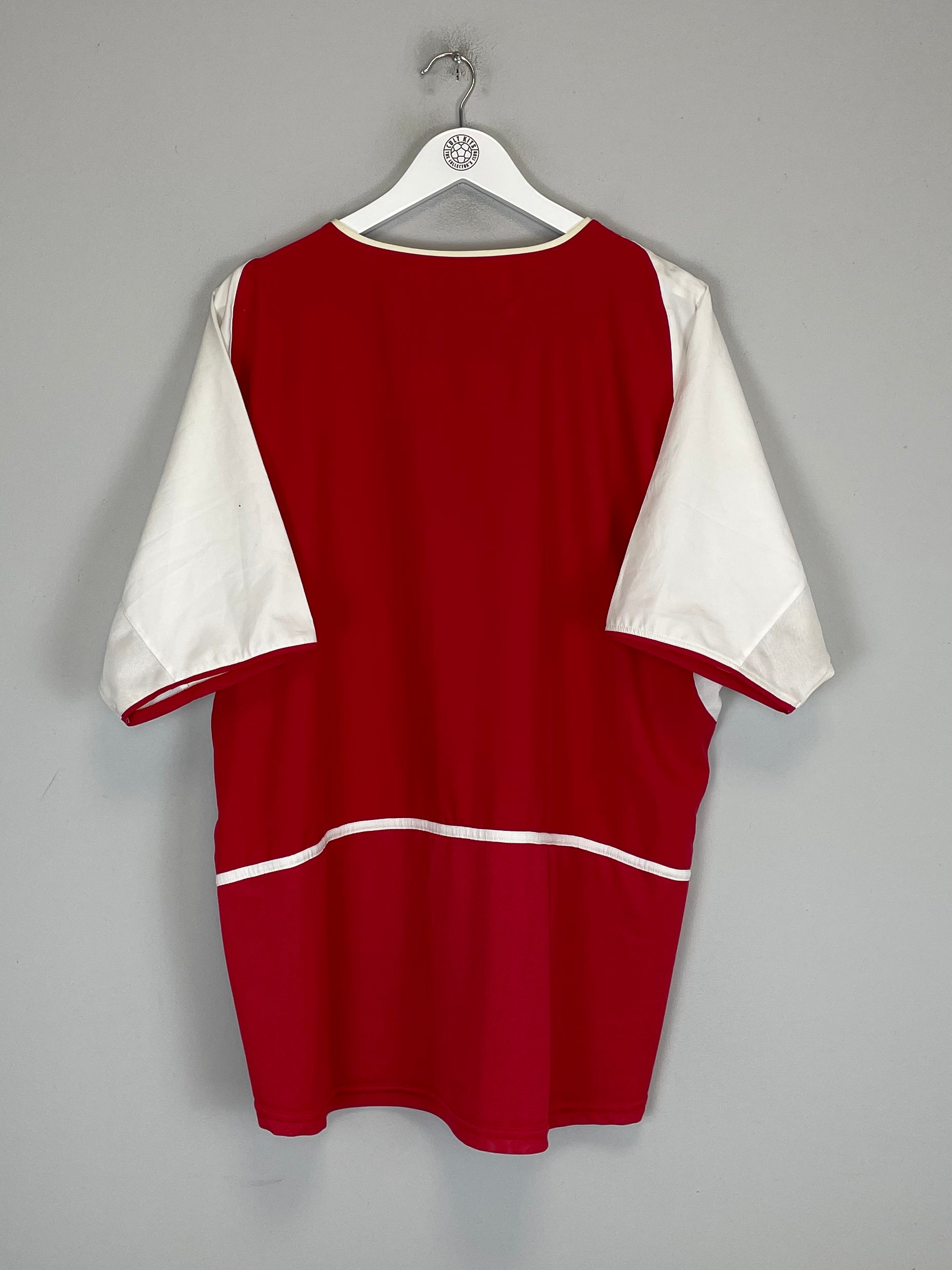 Shop 2002/04 ARSENAL *SIGNED* HOME SHIRT (XL) NIKE, classic football shirts, vintage football shirts & retro soccer jerseys at Cult Kits