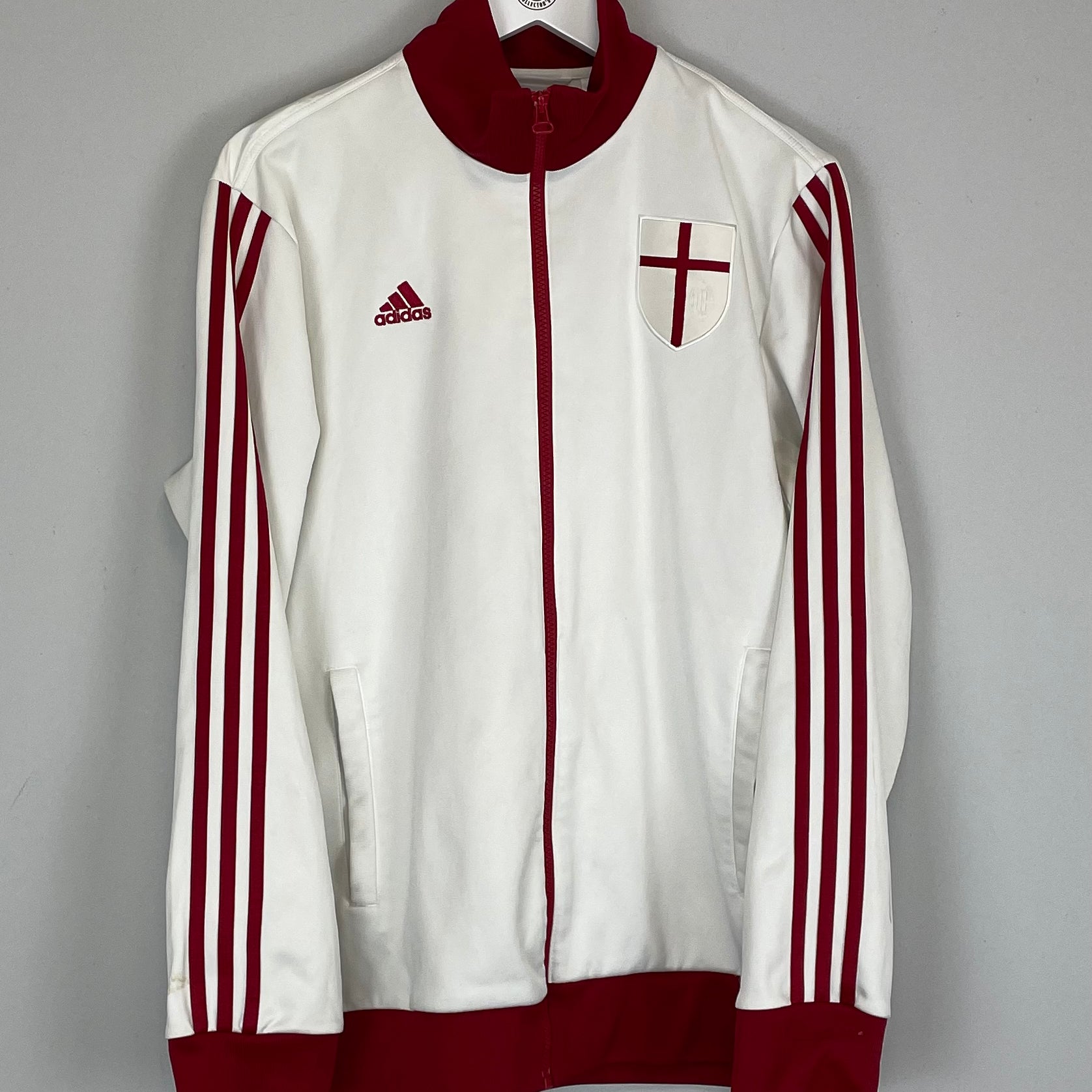 Shop 2015/16 AC MILAN ANTHEM JACKET (M) ADIDAS, classic football shirts, vintage football shirts & retro soccer jerseys at Cult Kits