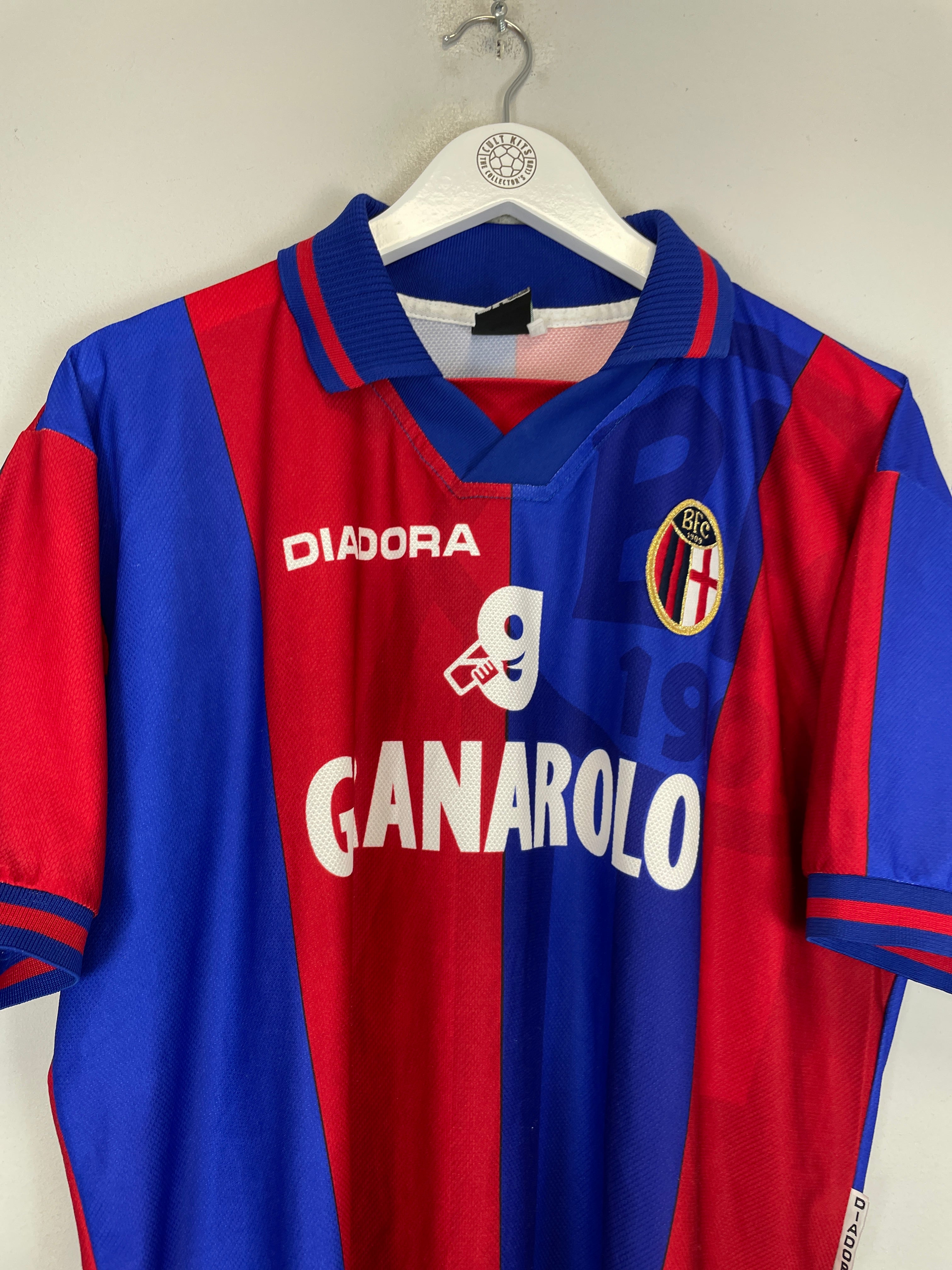 Shop 1998/00 BOLOGNA BAGGIO #10 HOME SHIRT (XL) DIADORA, classic football shirts, vintage football shirts & retro soccer jerseys at Cult Kits