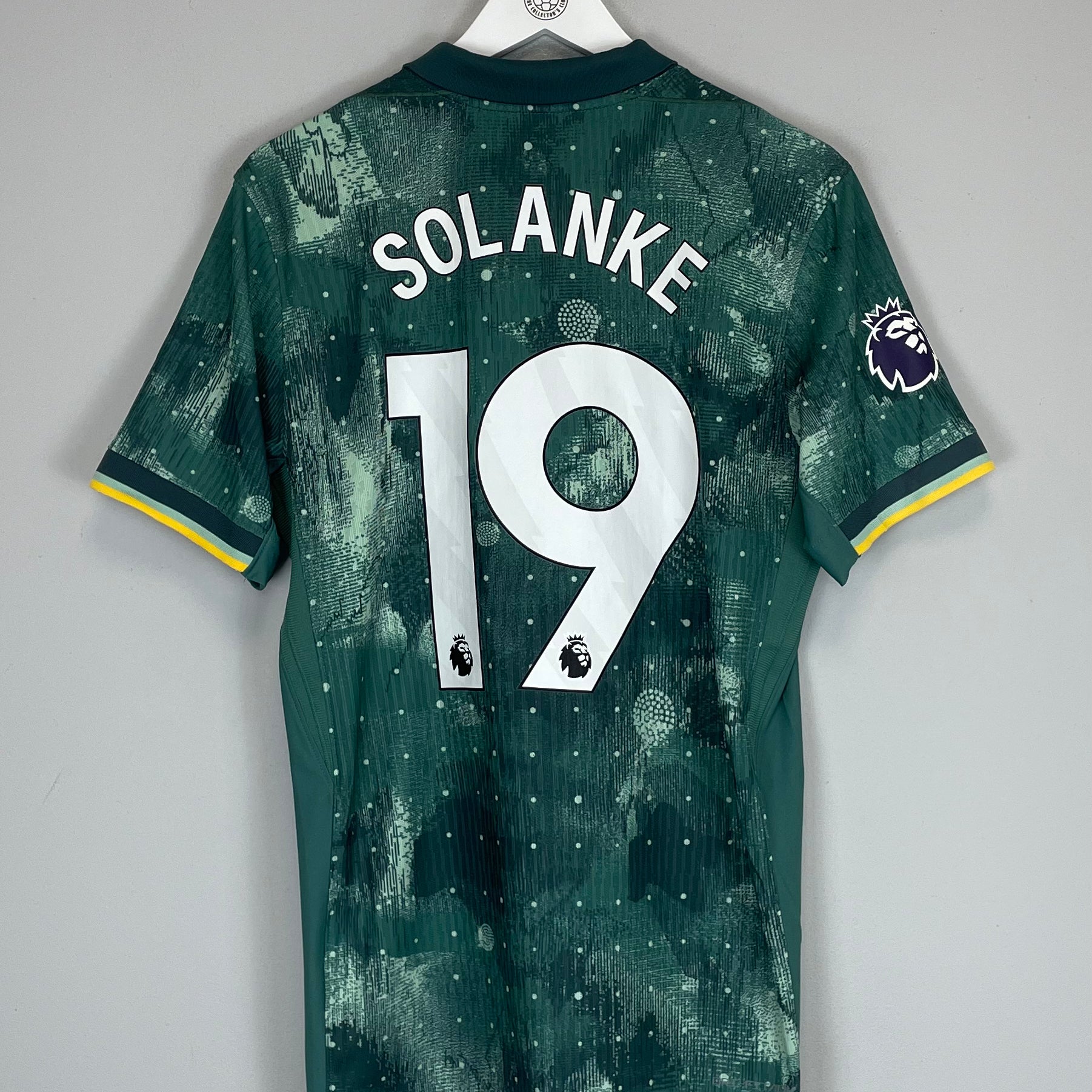Shop 2024/25 TOTTENHAM SOLANKE #19 *AUTHENTIC* THIRD SHIRT (M) NIKE, classic football shirts, vintage football shirts & retro soccer jerseys at Cult Kits
