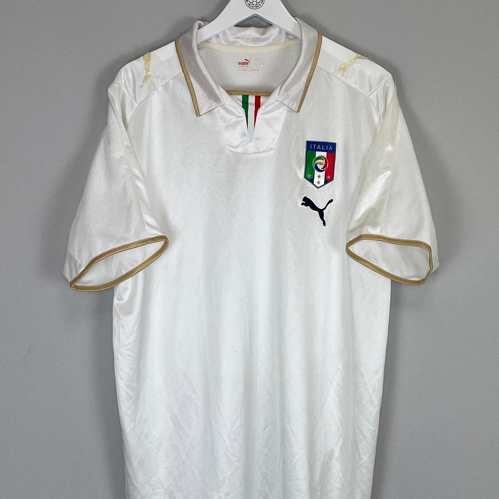 Shop 2007/08 ITALY AWAY SHIRT (XL) PUMA, classic football shirts, vintage football shirts & retro soccer jerseys at Cult Kits