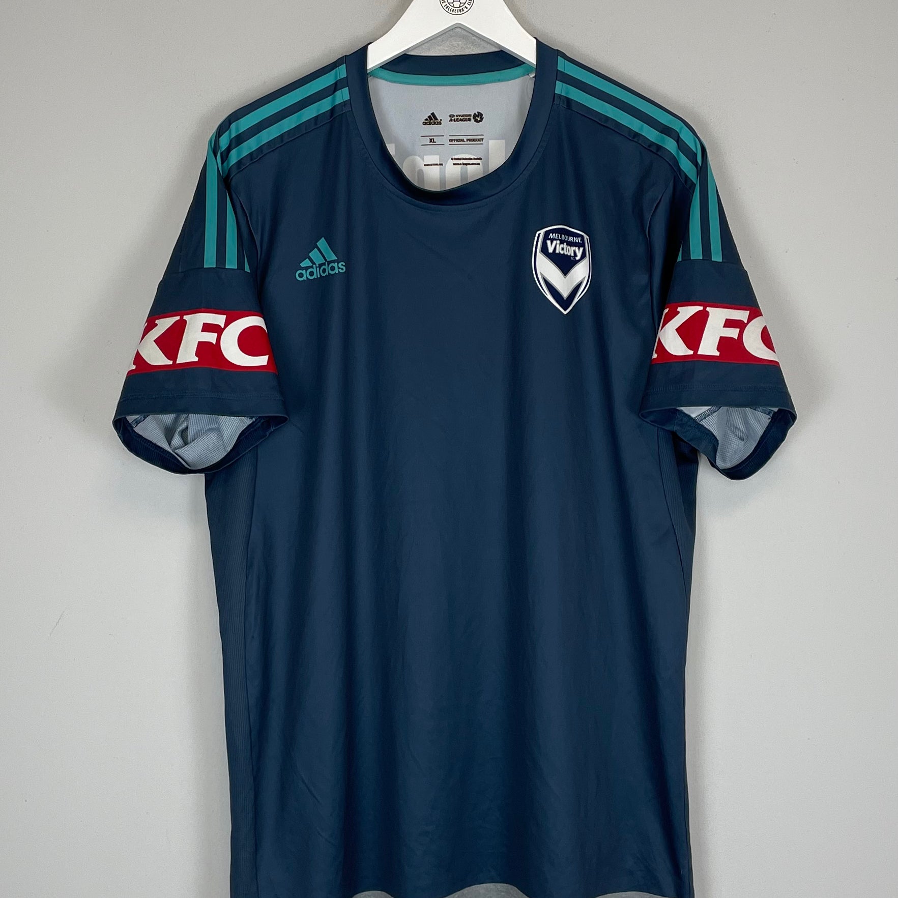Shop 2017/18 MELBOURNE VICTORY TRAINING SHIRT (XL) ADIDAS, classic football shirts, vintage football shirts & retro soccer jerseys at Cult Kits