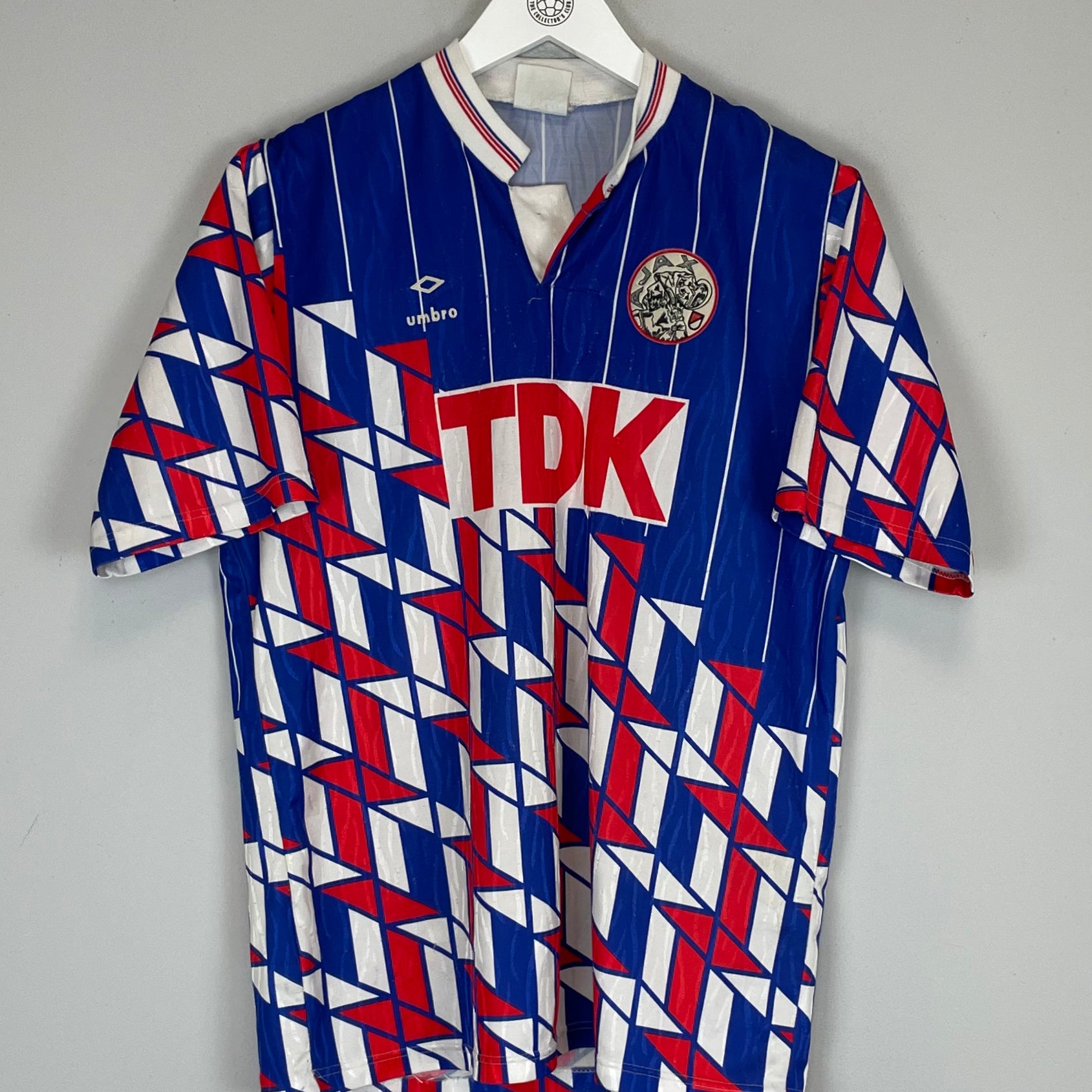 Shop 1989/90 AJAX AWAY SHIRT (M) UMBRO, classic football shirts, vintage football shirts & retro soccer jerseys at Cult Kits