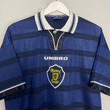 Shop 1998/00 SCOTLAND HOME SHIRT (XL) UMBRO, classic football shirts, vintage football shirts & retro soccer jerseys at Cult Kits