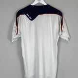 Shop 2007/08 ENGLAND TRAINING SHIRT (L) UMBRO, classic football shirts, vintage football shirts & retro soccer jerseys at Cult Kits
