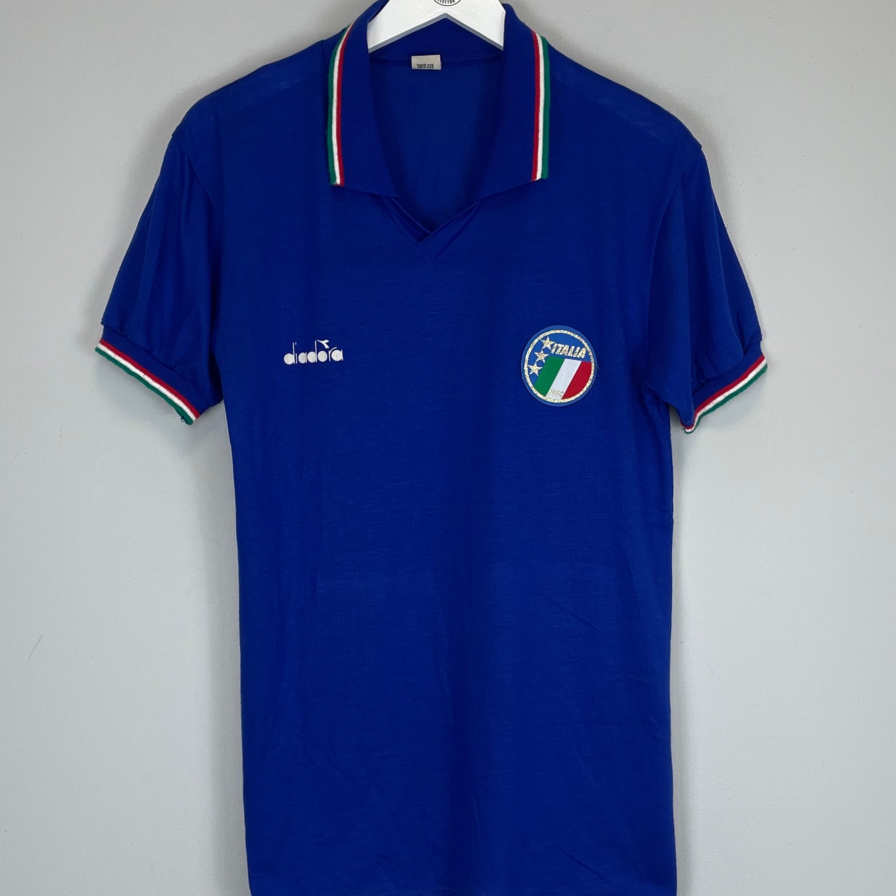 Shop 1986/90 ITALY HOME SHIRT (L) DIADORA, classic football shirts, vintage football shirts & retro soccer jerseys at Cult Kits