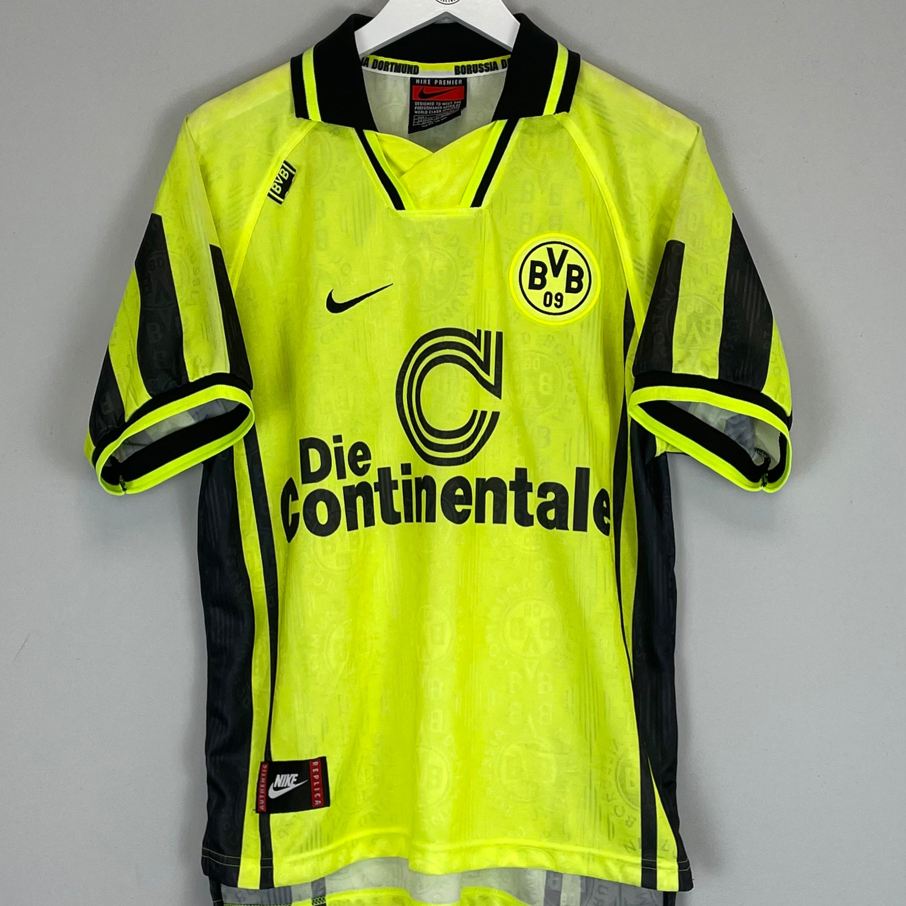 Shop 1996/97 DORTMUND HOME SHIRT (L) NIKE, classic football shirts, vintage football shirts & retro soccer jerseys at Cult Kits