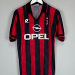 Shop 1995/96 AC MILAN WEAH #9 HOME SHIRT (M) LOTTO, classic football shirts, vintage football shirts & retro soccer jerseys at Cult Kits