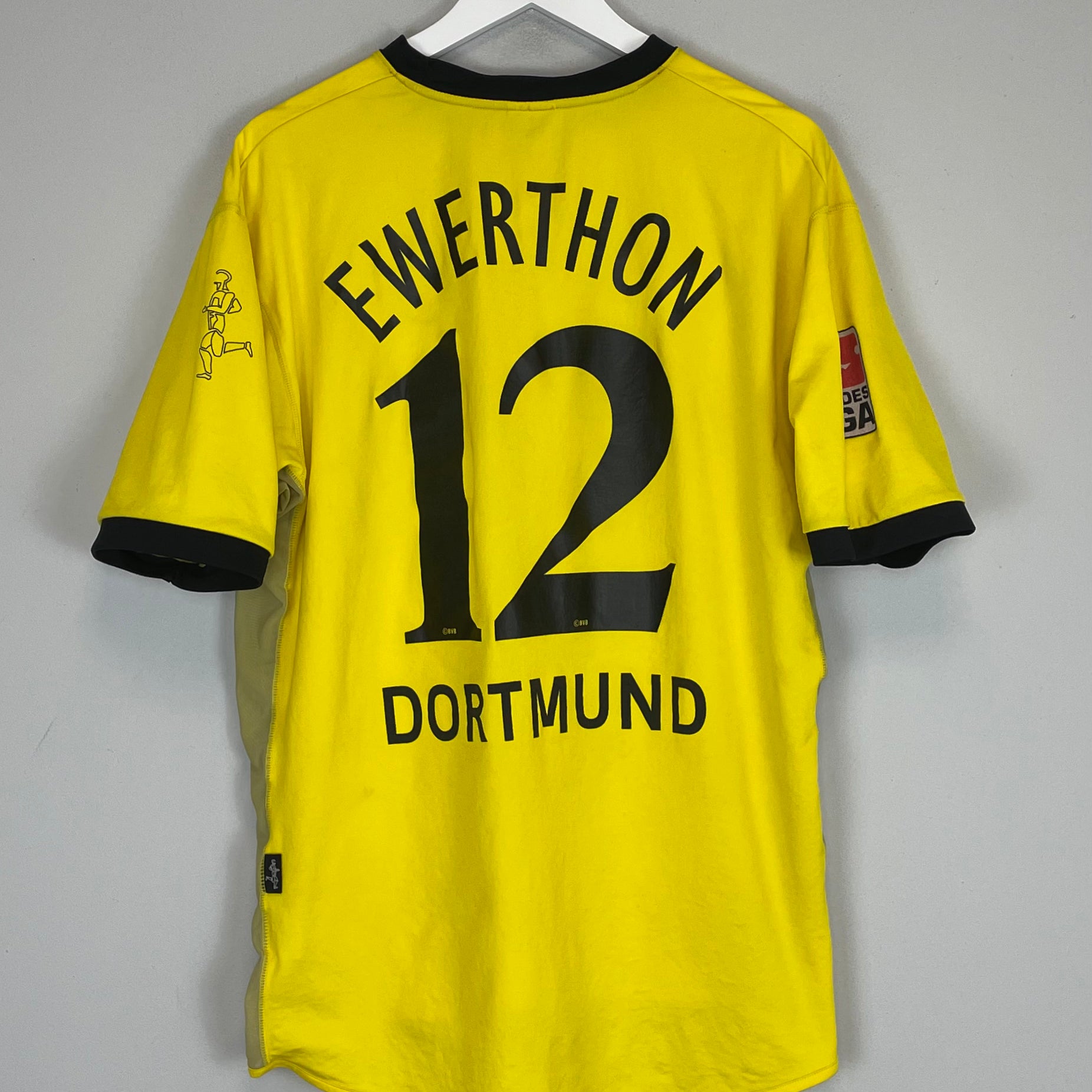 Shop 2003/04 DORTMUND EWERTHON #12 HOME SHIRT (XL) GOOOL, classic football shirts, vintage football shirts & retro soccer jerseys at Cult Kits