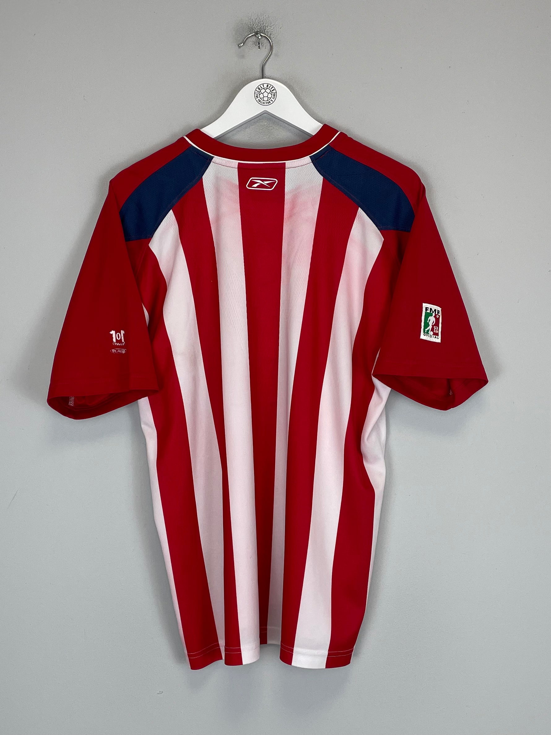 Shop 2006/07 CHIVAS GUADALAJARA HOME SHIRT (M) REEBOK, classic football shirts, vintage football shirts & retro soccer jerseys at Cult Kits