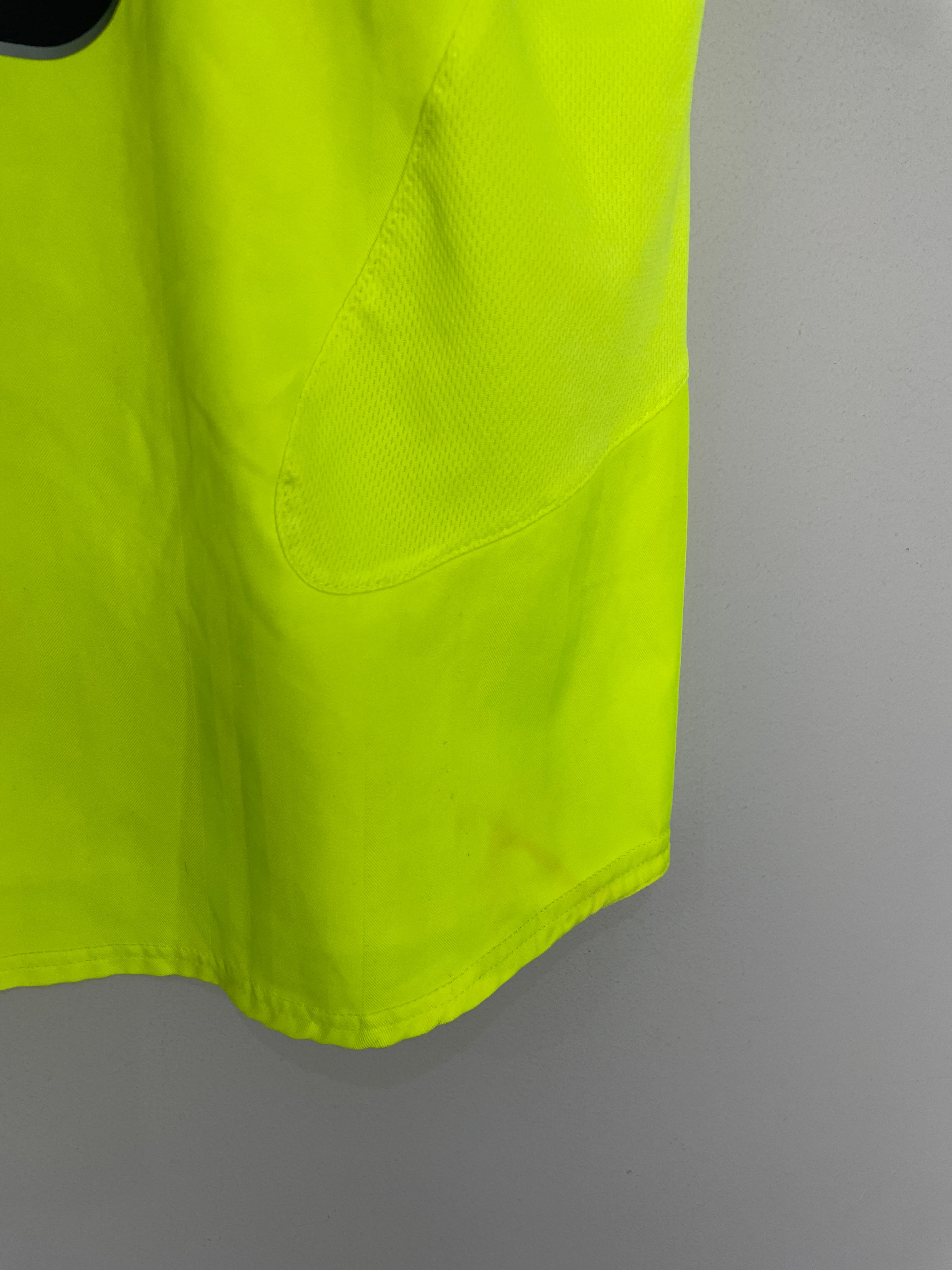 Shop 2005/06 BARCELONA RONALDINHO #10 AWAY SHIRT (L) NIKE, classic football shirts, vintage football shirts & retro soccer jerseys at Cult Kits