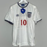 1999/00 ENGLAND OWEN #10 *SIGNED* BNWT HOME SHIRT (M) UMBRO