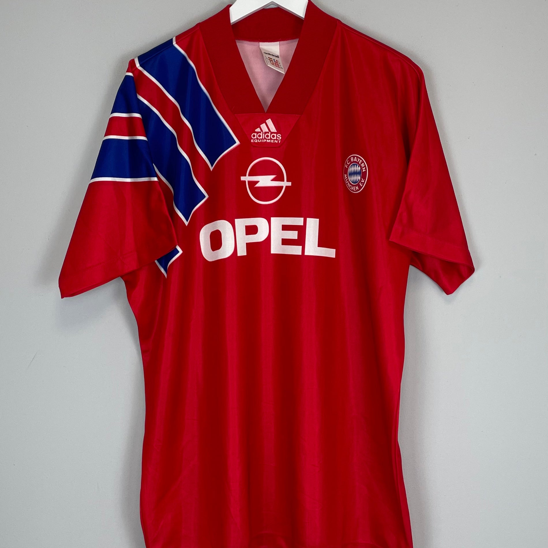 Shop 1991/93 BAYERN MUNICH HOME SHIRT (XL) ADIDAS, classic football shirts, vintage football shirts & retro soccer jerseys at Cult Kits