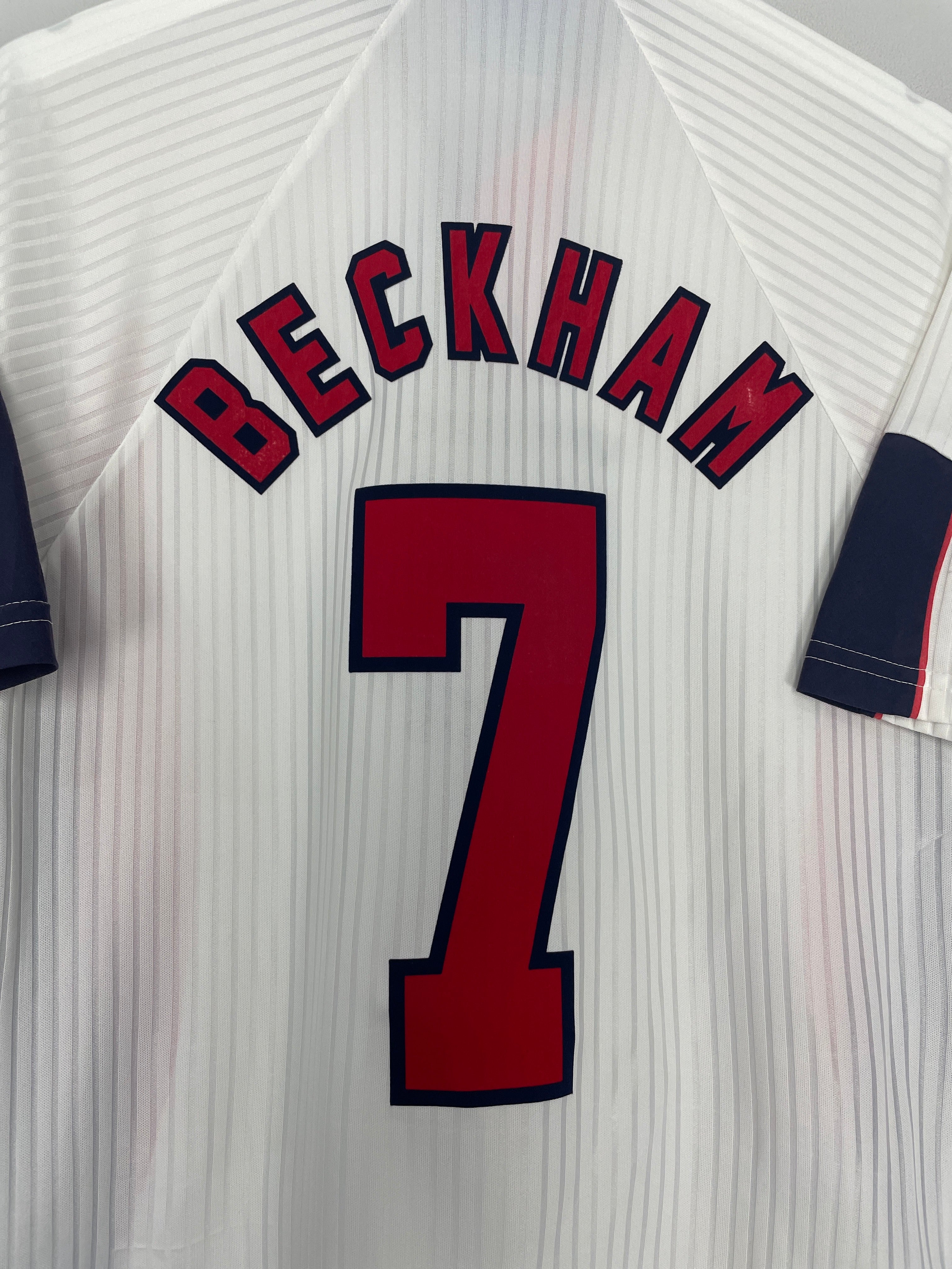 Shop 1997/99 ENGLAND BECKHAM #7 HOME SHIRT (M) UMBRO, classic football shirts, vintage football shirts & retro soccer jerseys at Cult Kits