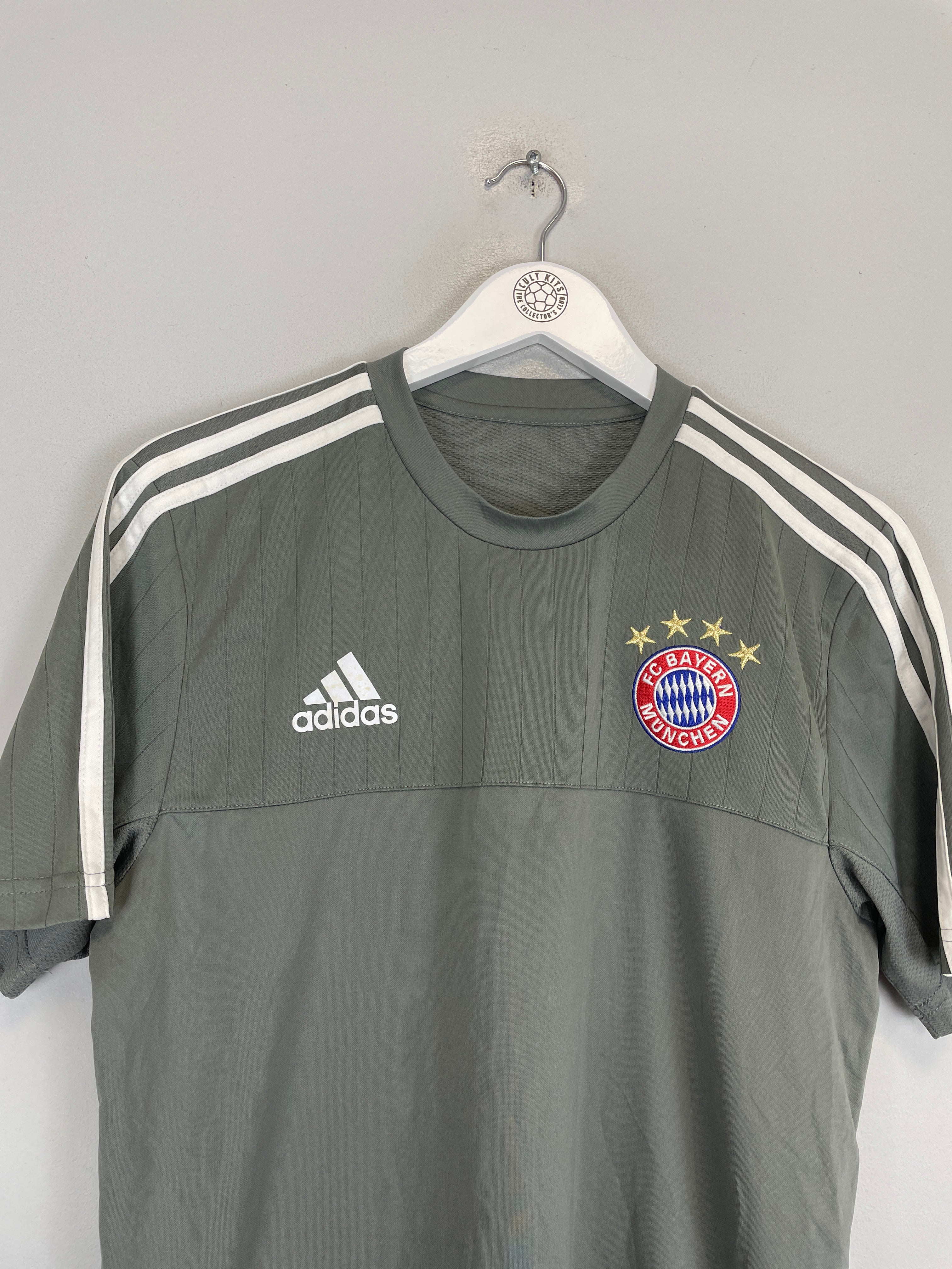 Shop 2015/16 BAYERN MUNICH TRAINING SHIRT (L) ADIDAS, classic football shirts, vintage football shirts & retro soccer jerseys at Cult Kits