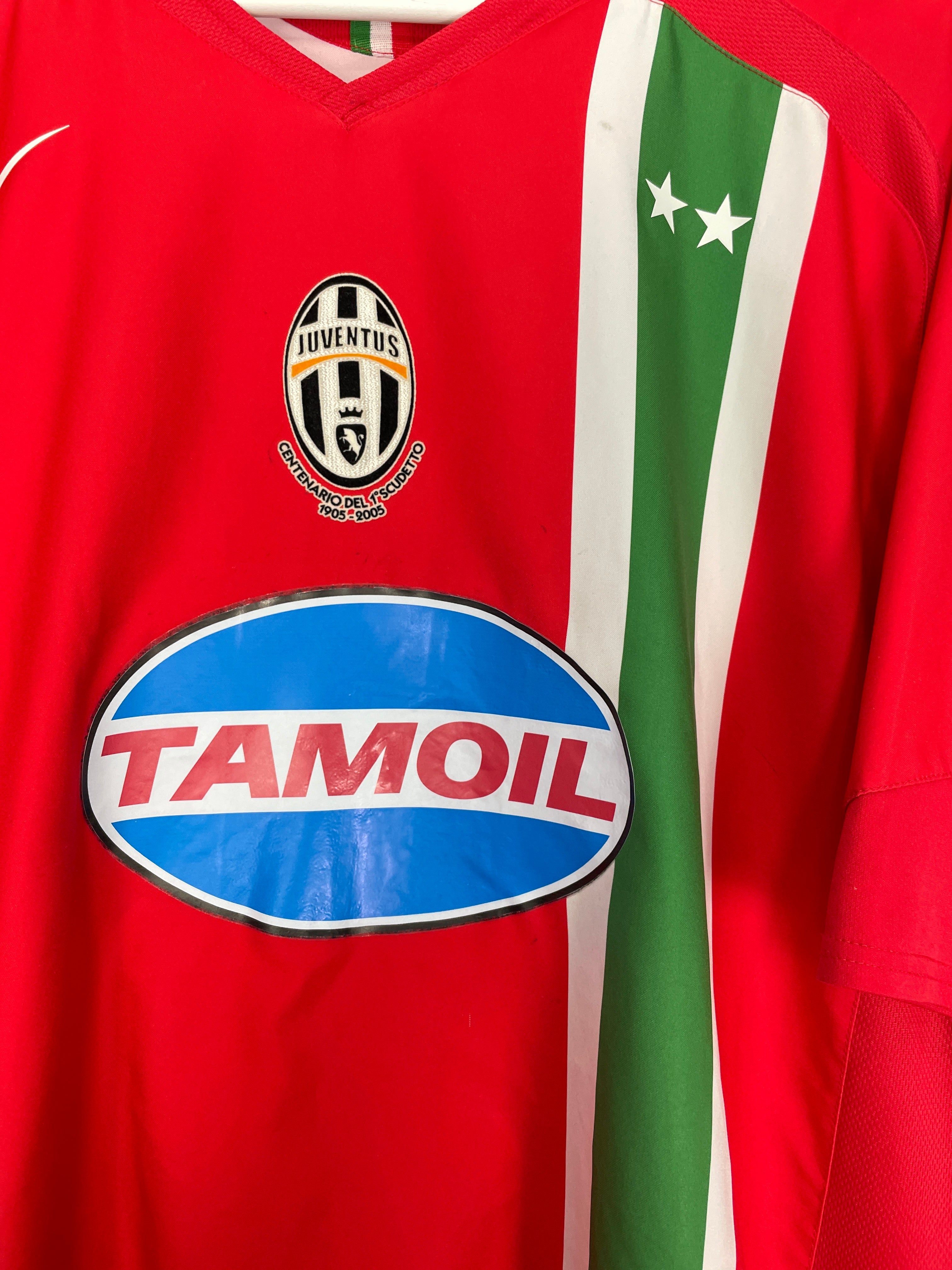 Shop 2005/06 JUVENTUS NEDVED #11 AWAY SHIRT (XL) NIKE, classic football shirts, vintage football shirts & retro soccer jerseys at Cult Kits