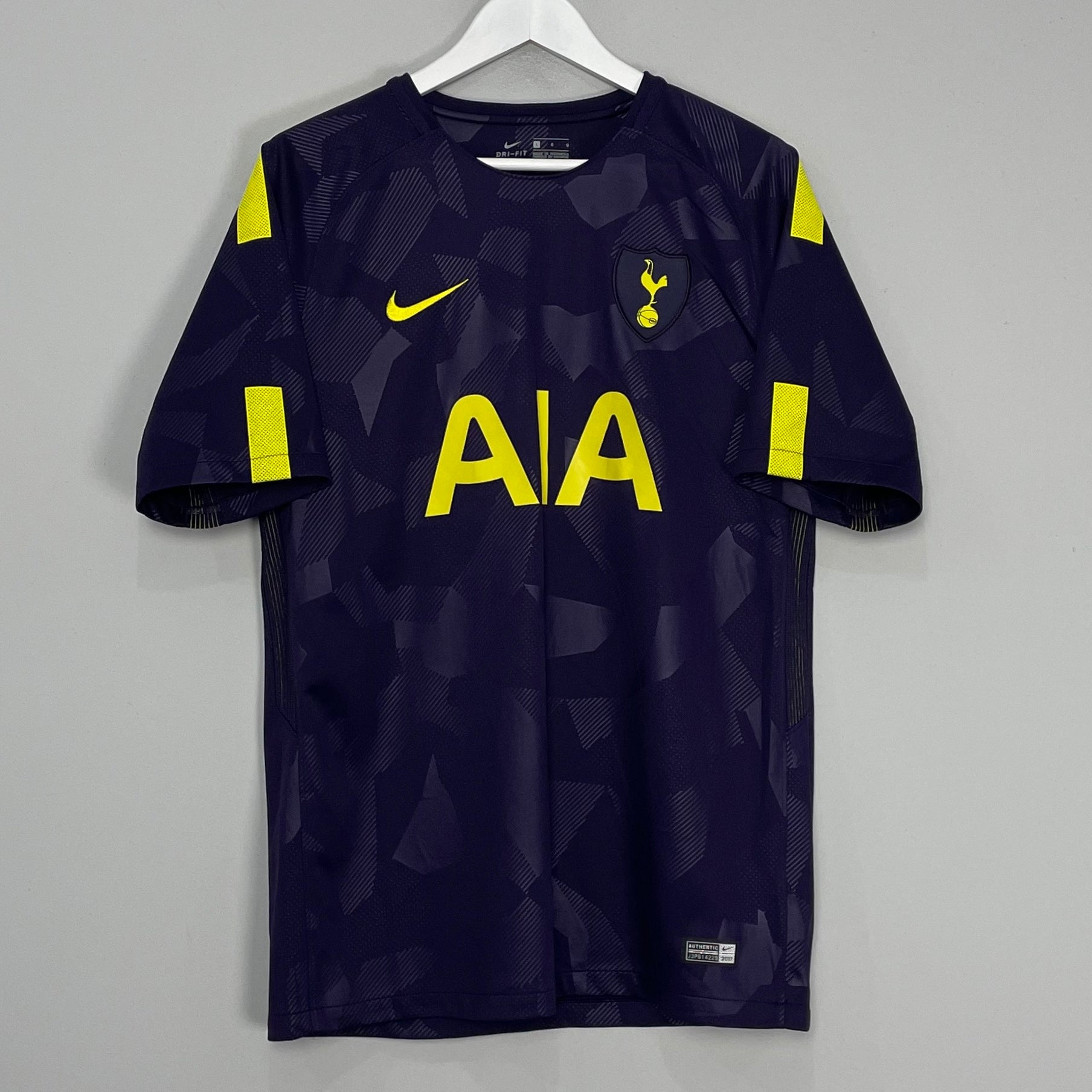 Shop 2017/18 TOTTENHAM THIRD SHIRT (L) NIKE, classic football shirts, vintage football shirts & retro soccer jerseys at Cult Kits