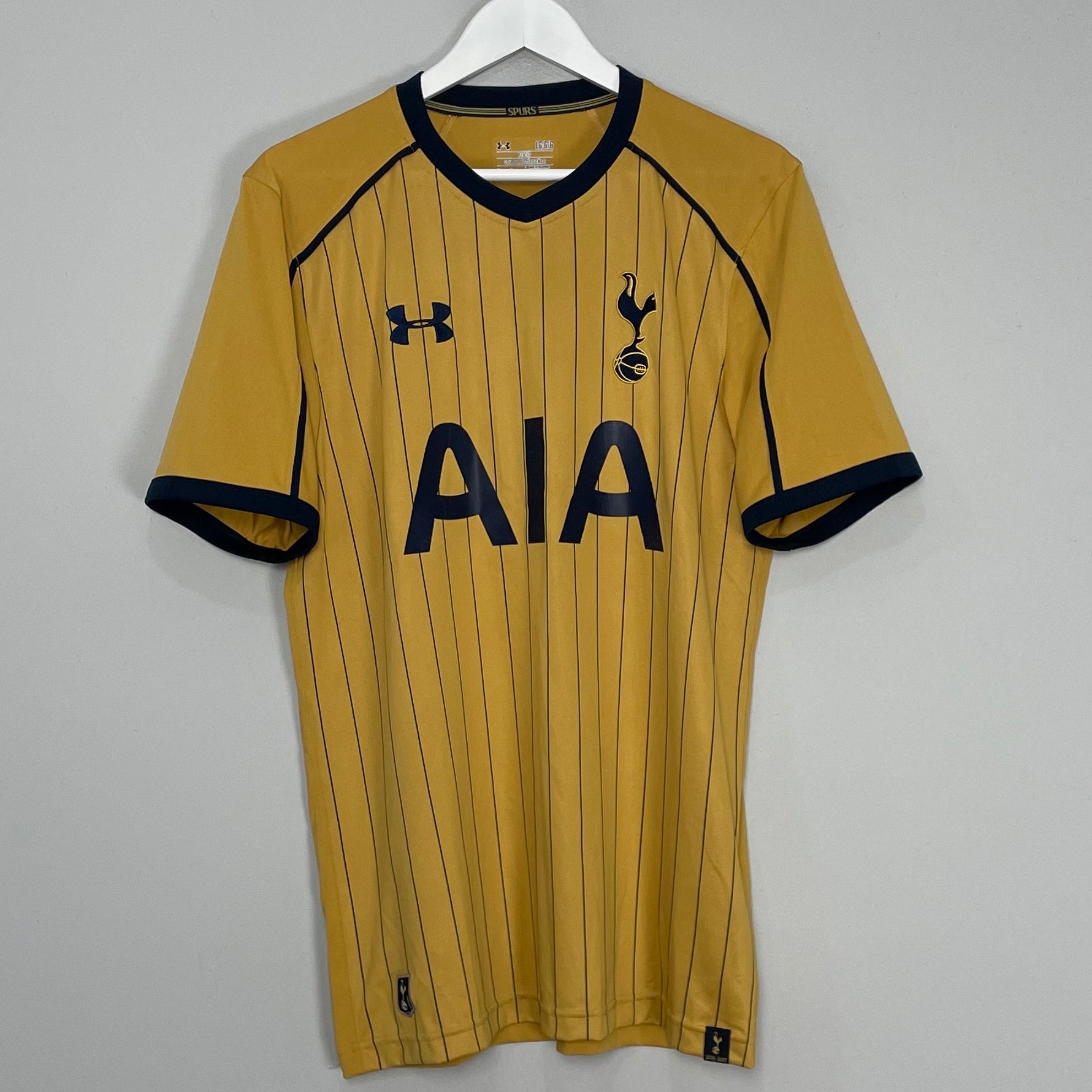 Shop 2016/17 TOTTENHAM THIRD SHIRT (L) UNDER ARMOUR, classic football shirts, vintage football shirts & retro soccer jerseys at Cult Kits