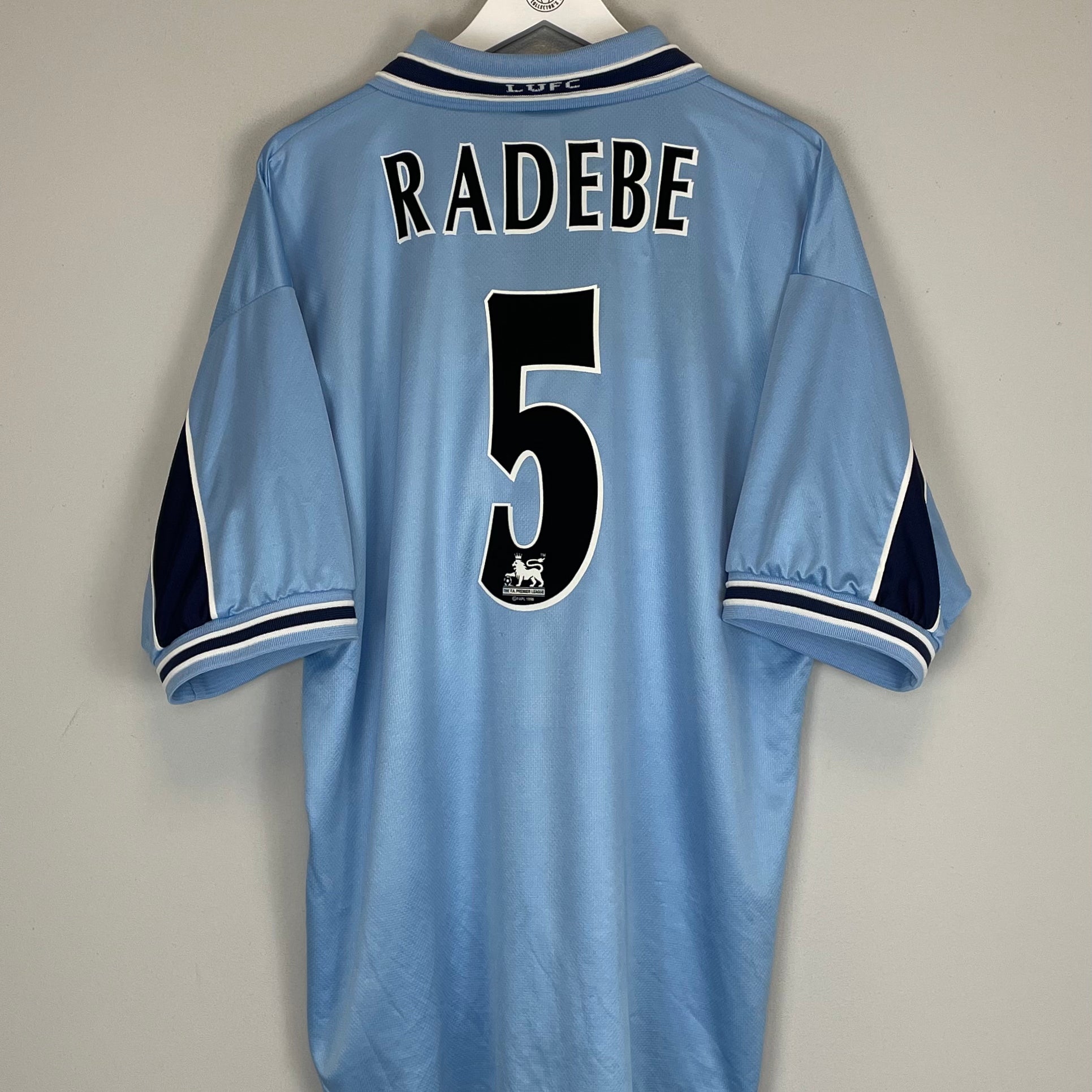 Shop 1999/00 LEEDS UNITED RADEBE #5 AWAY SHIRT (XL) PUMA, classic football shirts, vintage football shirts & retro soccer jerseys at Cult Kits