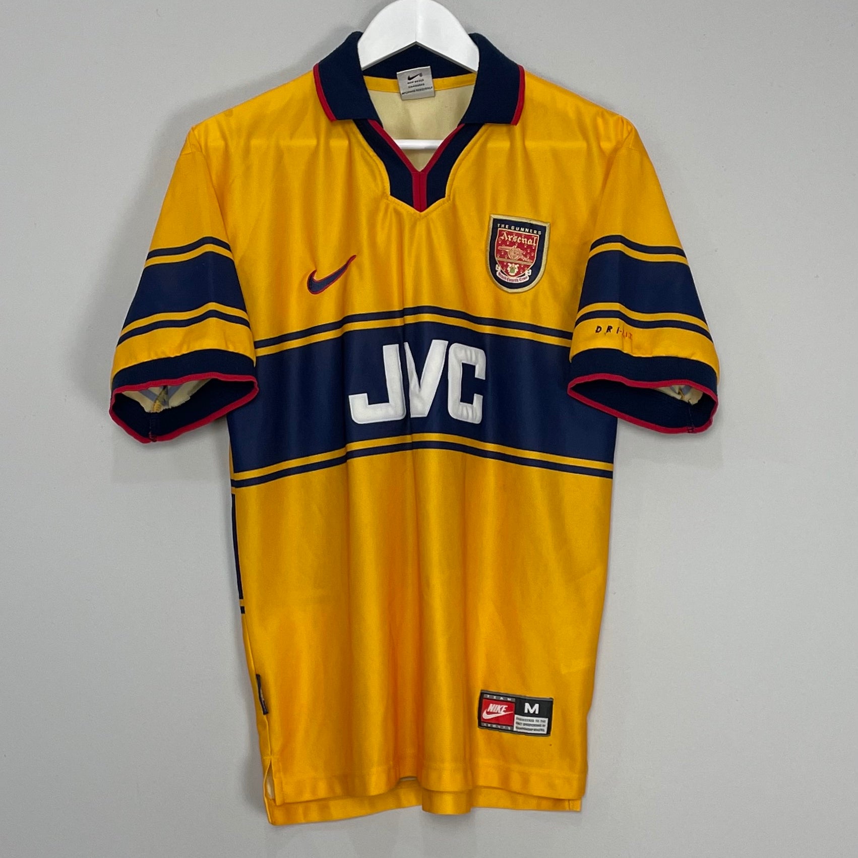 Shop 1997/99 ARSENAL AWAY SHIRT (M) NIKE, classic football shirts, vintage football shirts & retro soccer jerseys at Cult Kits