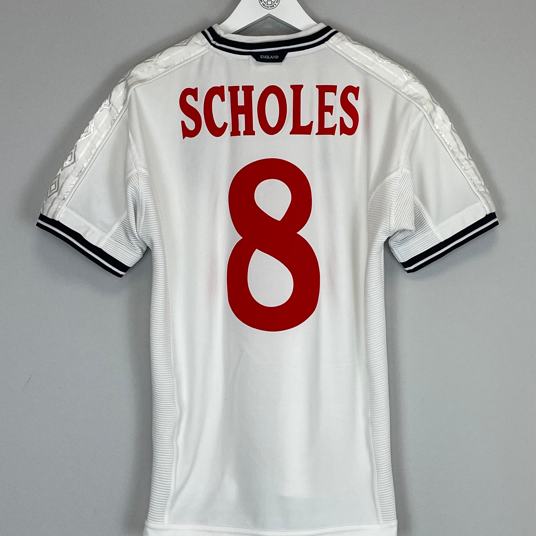 Shop 1999/01 ENGLAND SCHOLES #8 HOME SHIRT (M) UMBRO, classic football shirts, vintage football shirts & retro soccer jerseys at Cult Kits