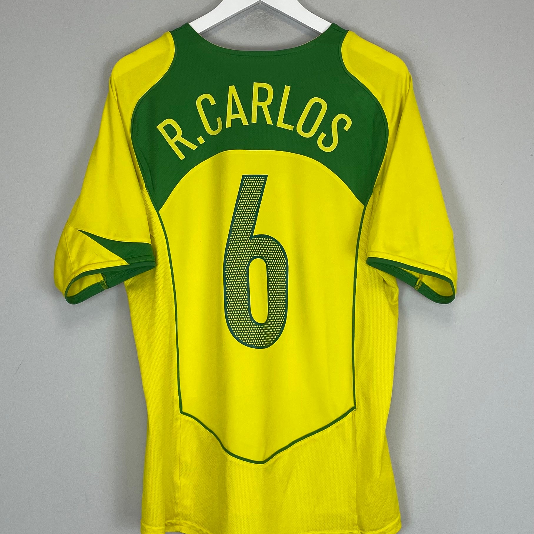 Shop 2004/06 BRAZIL R.CARLOS #3 HOME SHIRT (M) NIKE, classic football shirts, vintage football shirts & retro soccer jerseys at Cult Kits