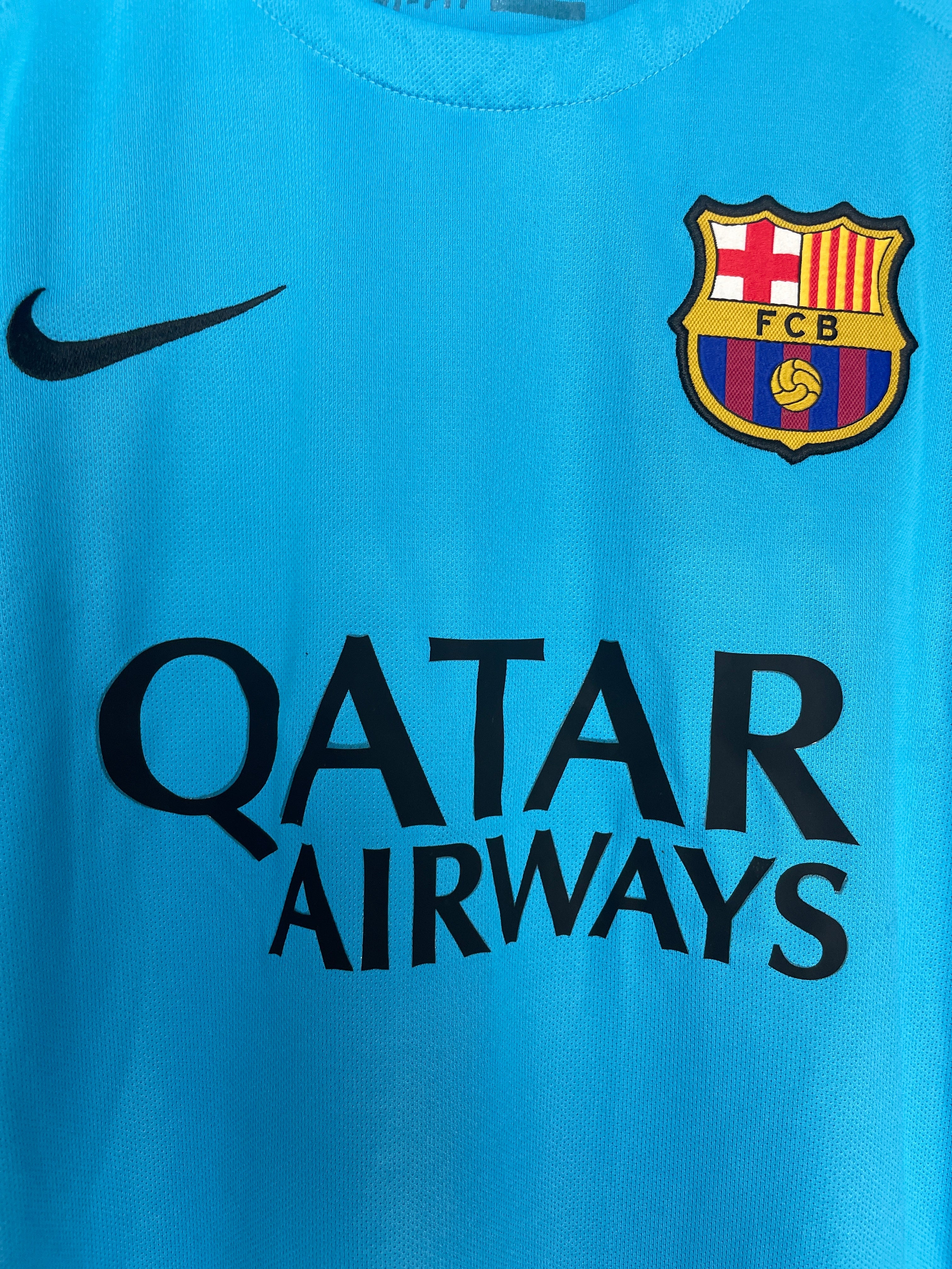 Shop 2015/16 BARCELONA MESSI #10 THIRD SHIRT (S) NIKE, classic football shirts, vintage football shirts & retro soccer jerseys at Cult Kits