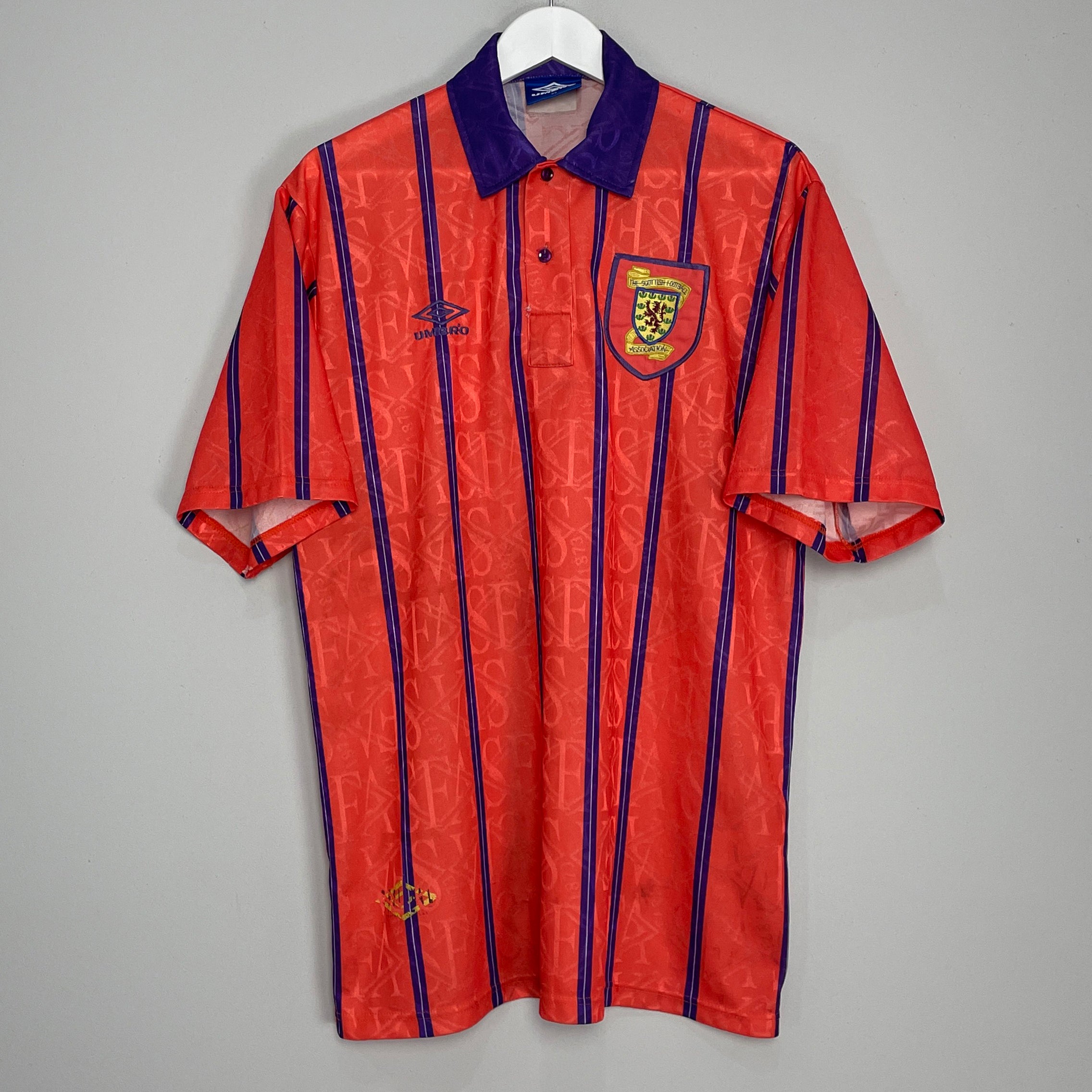 Shop 1993/95 SCOTLAND AWAY SHIRT (XL) UMBRO, classic football shirts, vintage football shirts & retro soccer jerseys at Cult Kits