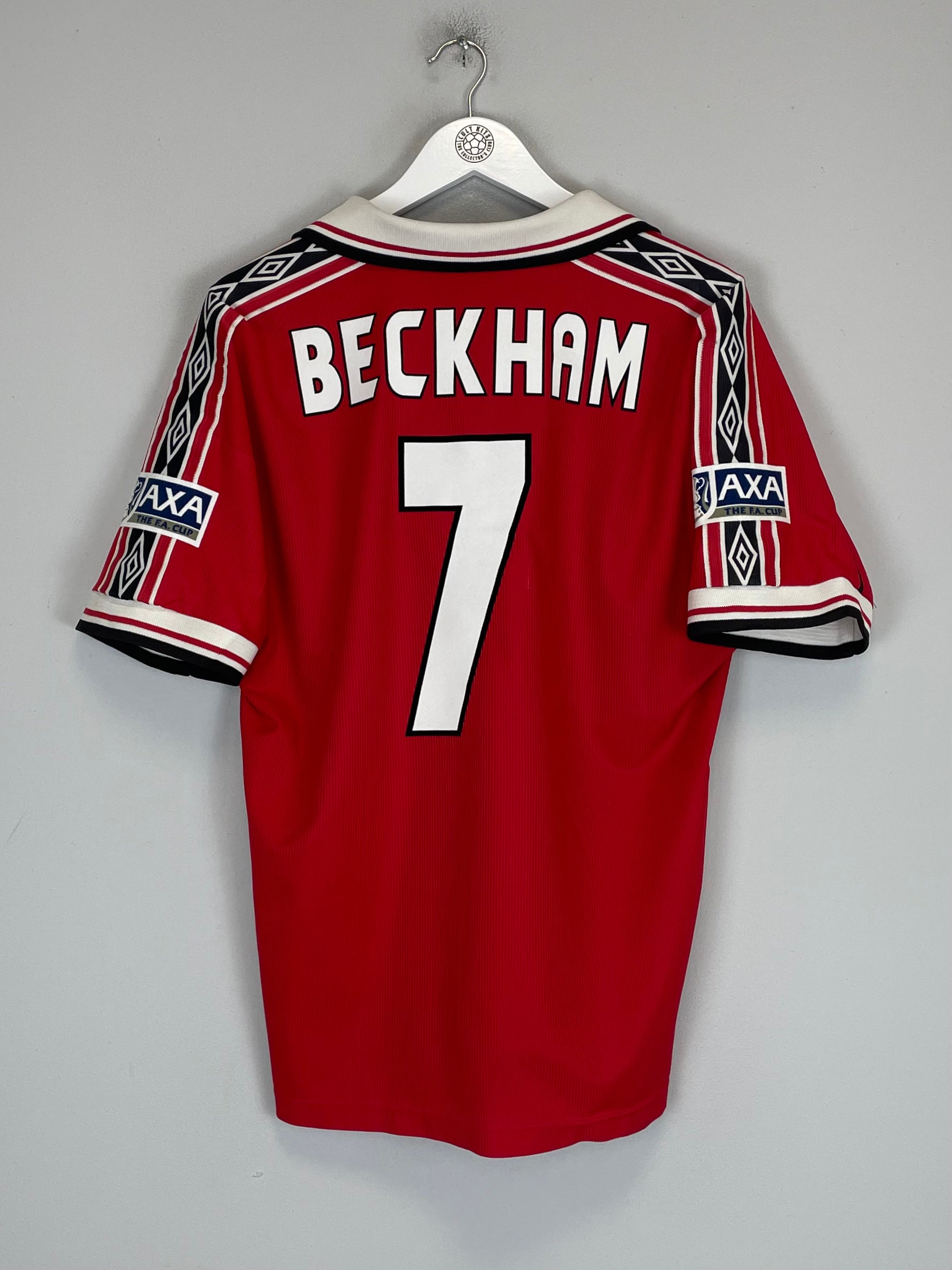Shop 1998/99 MANCHESTER UNITED BECKHAM #7 HOME SHIRT (L) UMBRO, classic football shirts, vintage football shirts & retro soccer jerseys at Cult Kits
