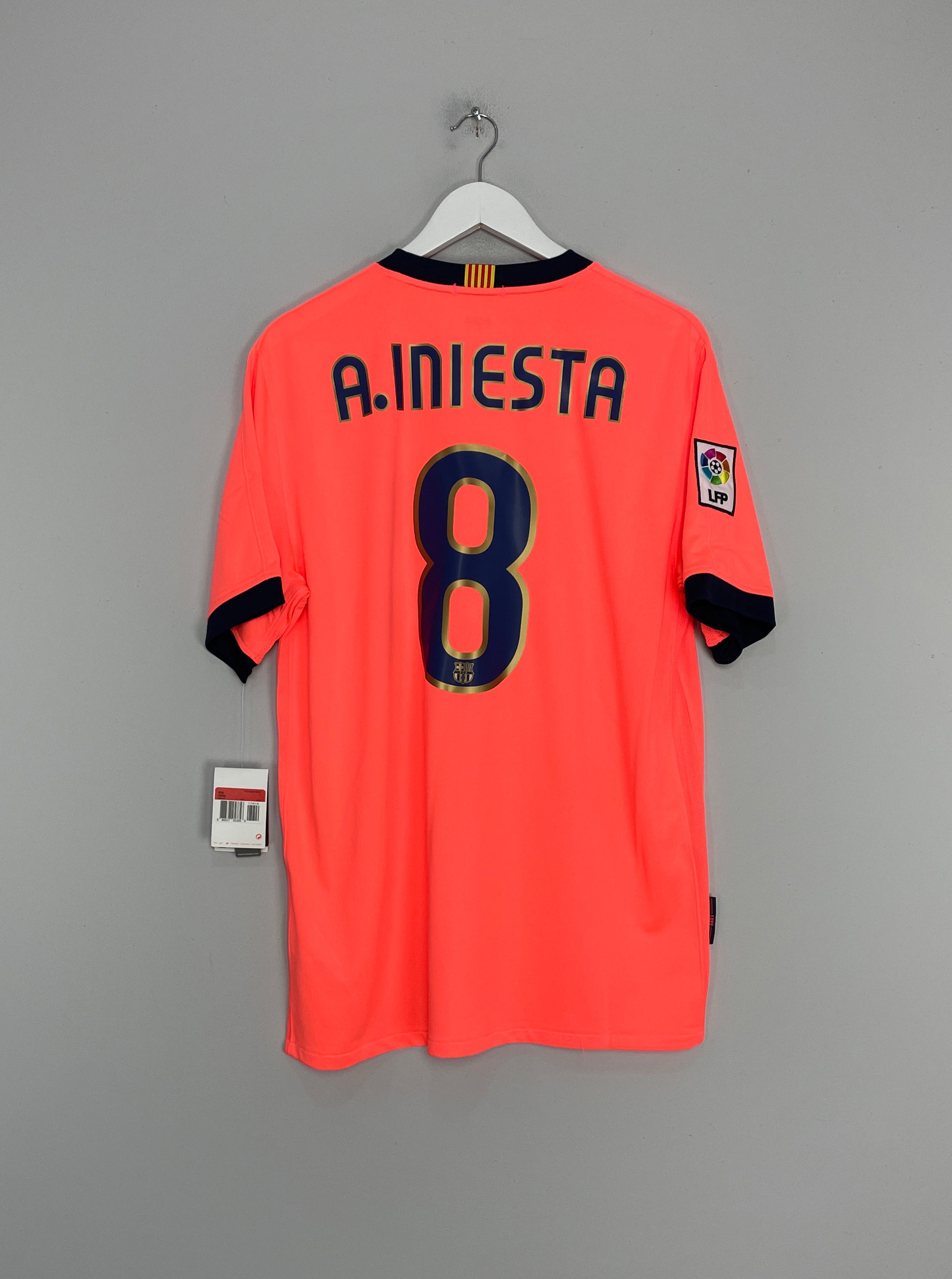 Image of the Barcelona Iniesta shirt from the 2009/10 season