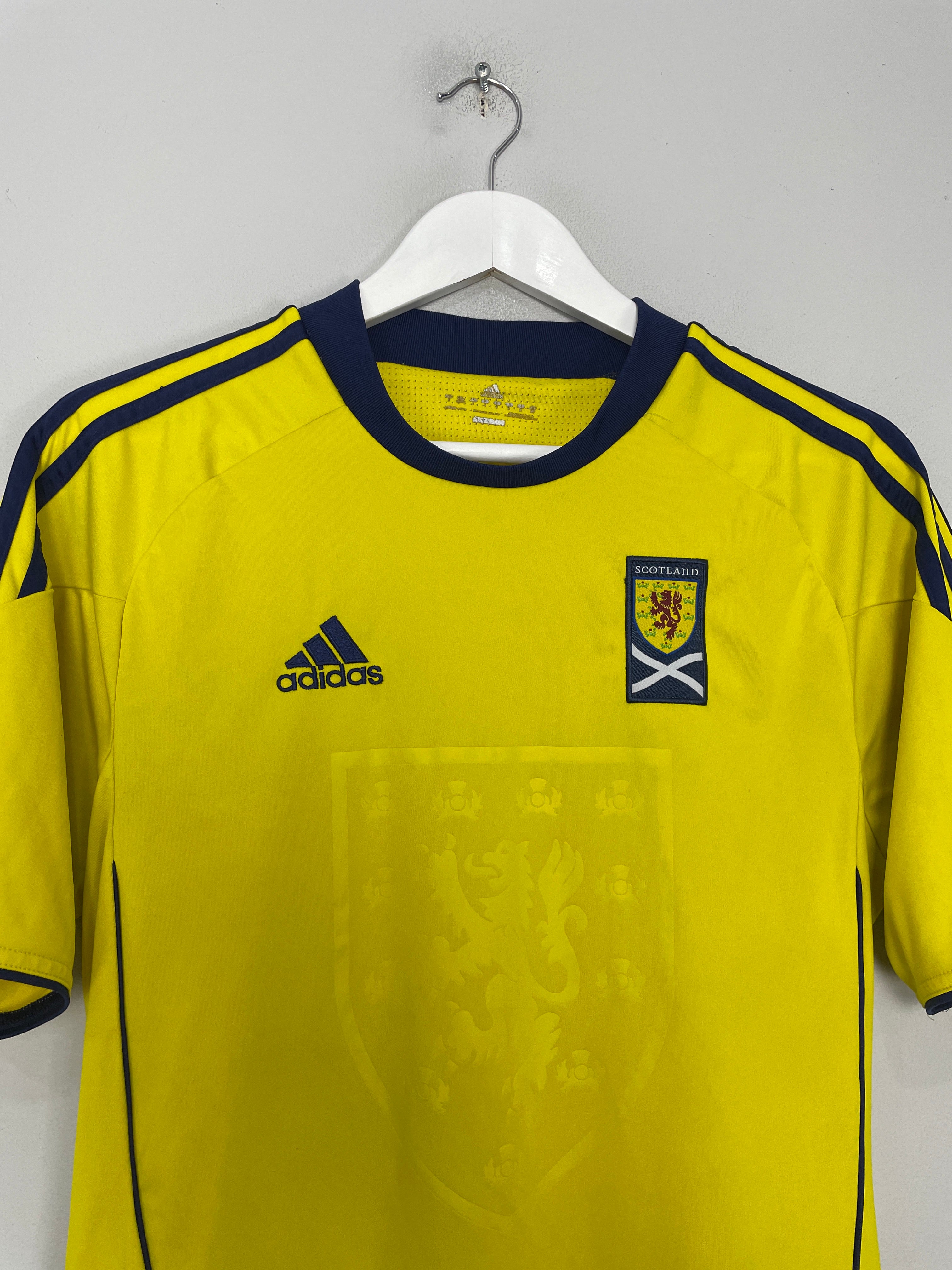 Shop 2010/11 SCOTLAND AWAY SHIRT (S) ADIDAS, classic football shirts, vintage football shirts & retro soccer jerseys at Cult Kits