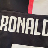 2019/20 Juventus Ronaldo #7 Home Shirt (M) Adidas