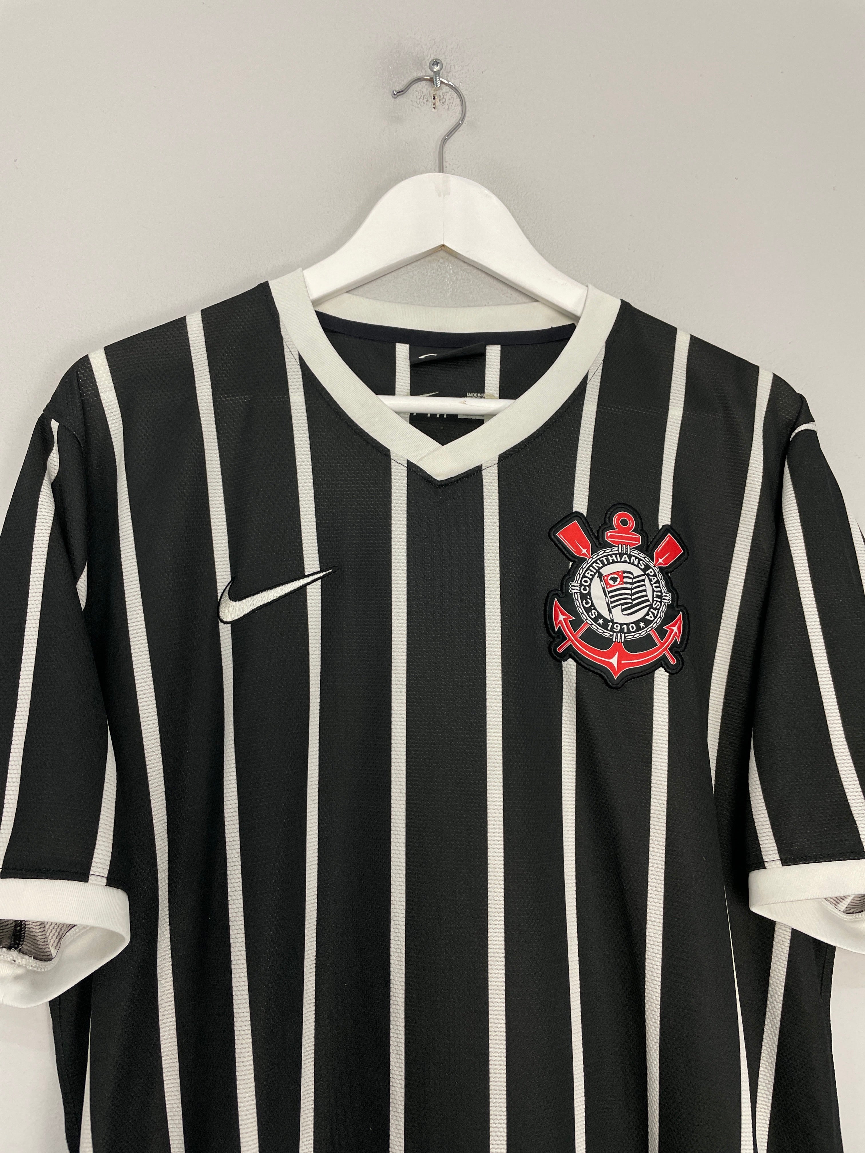 Shop 2013/14 CORINTHIANS #10 AWAY SHIRT (XL) NIKE, classic football shirts, vintage football shirts & retro soccer jerseys at Cult Kits